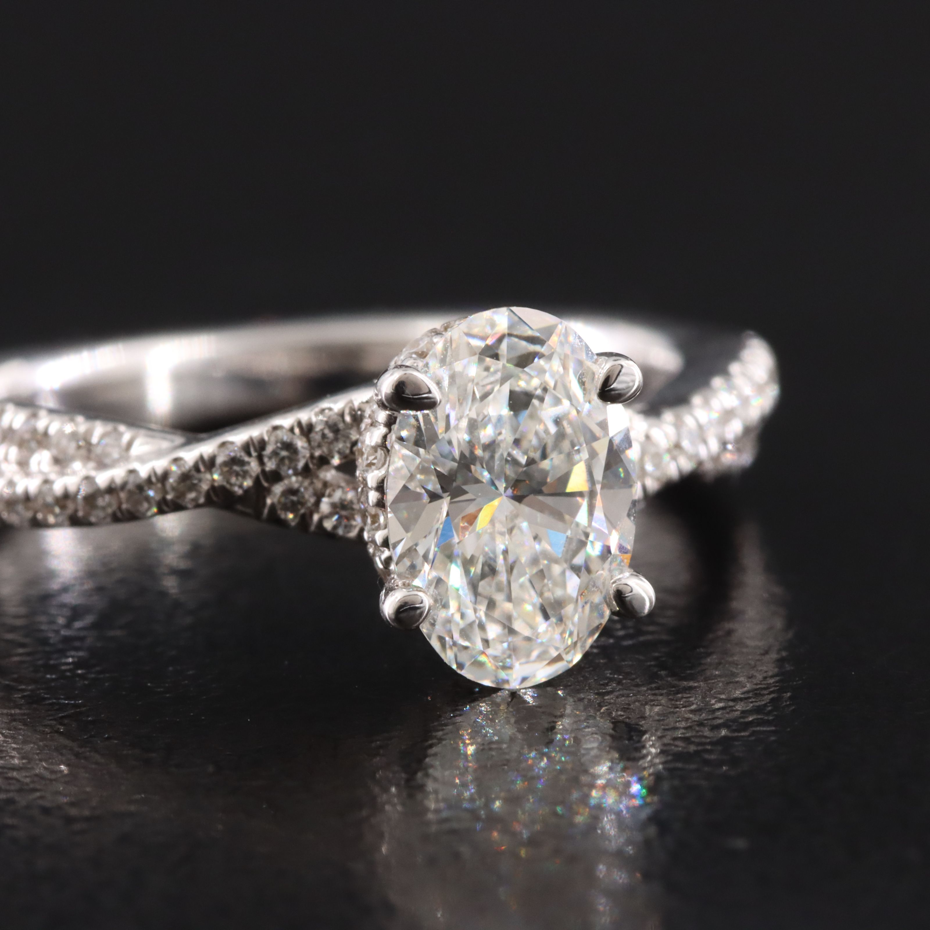 14K 1.34 CTW Lab Grown Diamond Twist Ring with Online IGI Report