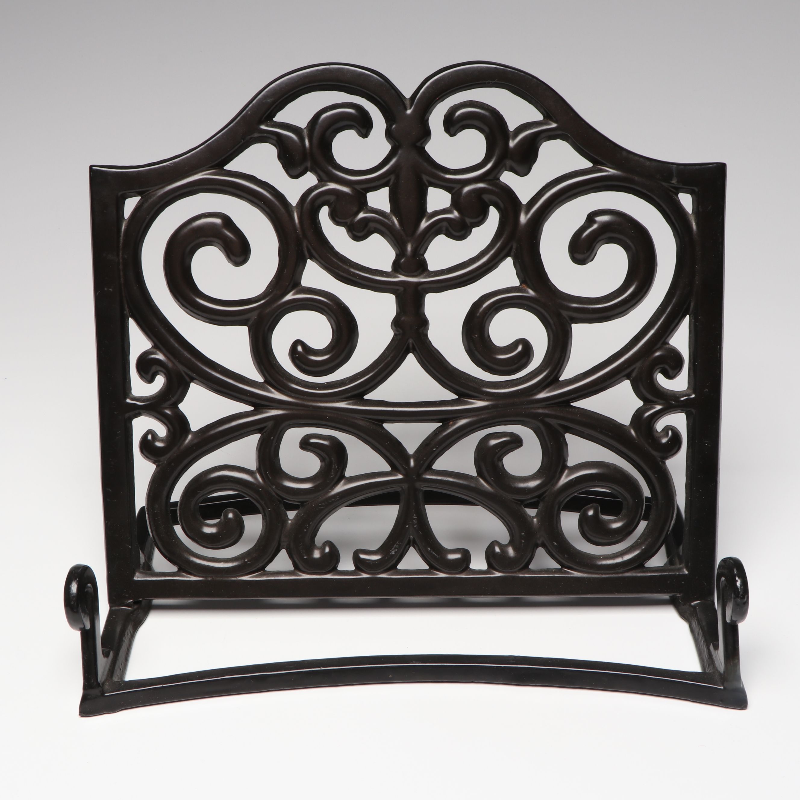 Jeweled Lazy Susan with Simpson Hall Miller Silver Plate Trivet and More Décor