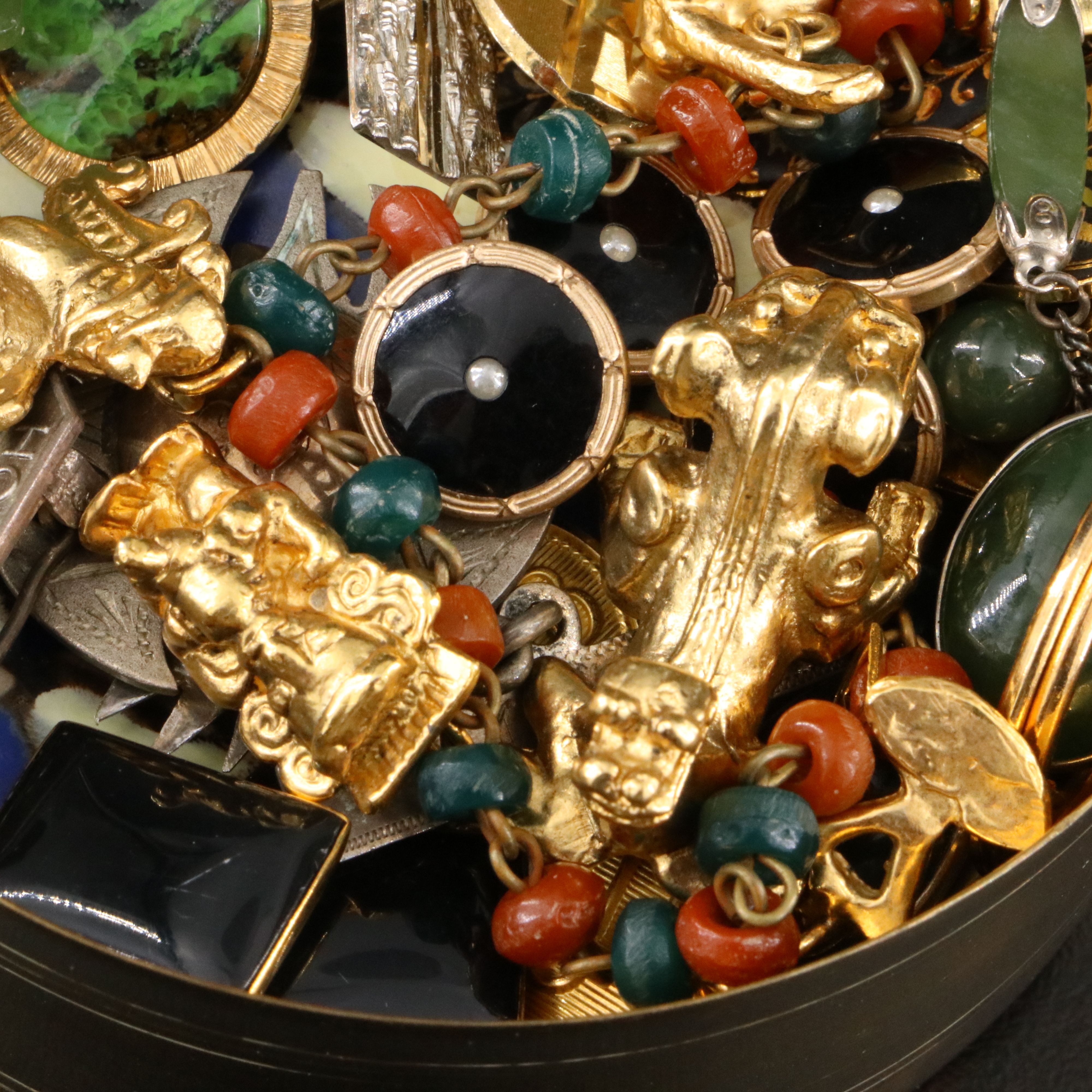 Uncommon Discoveries: Jewelry Collection