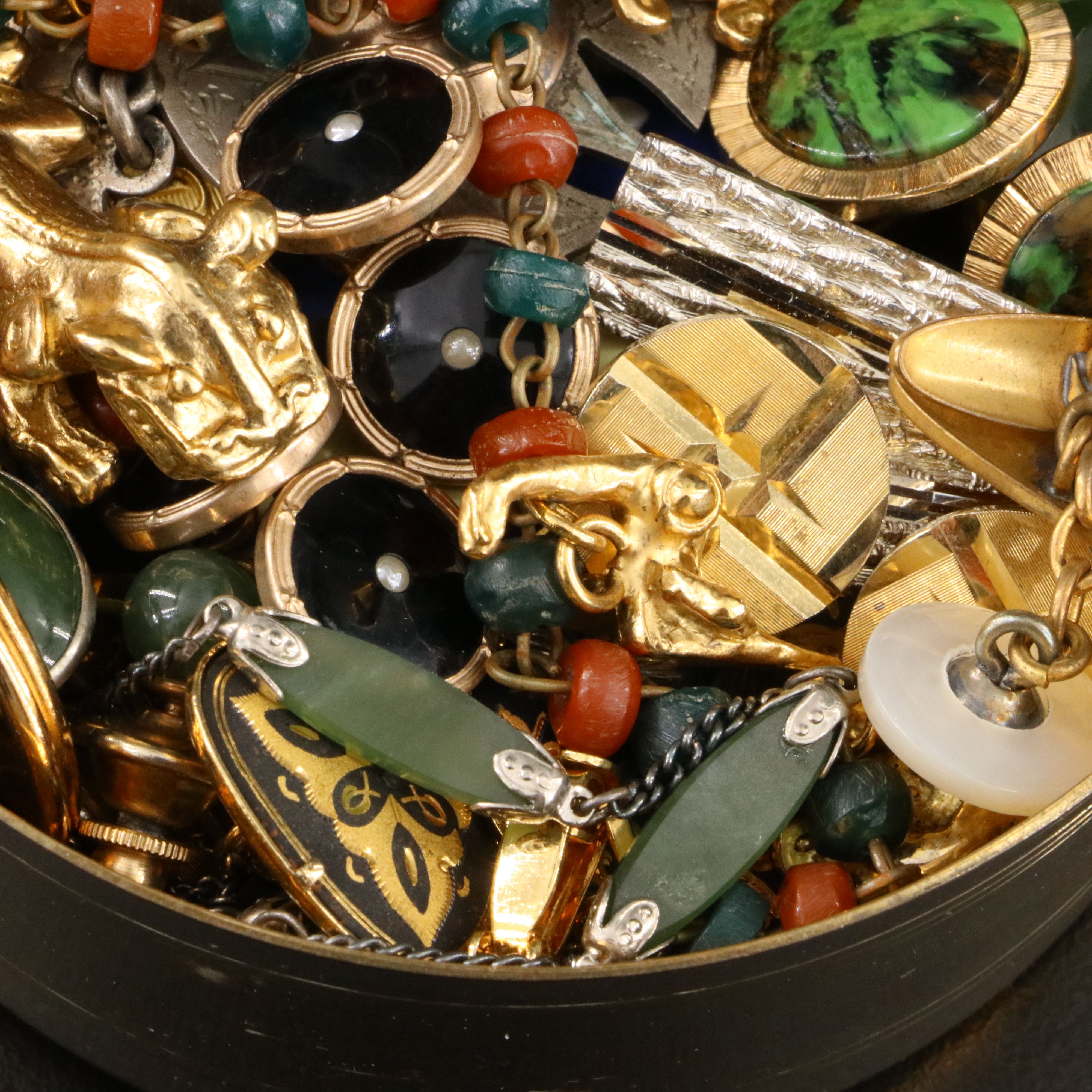 Uncommon Discoveries: Jewelry Collection