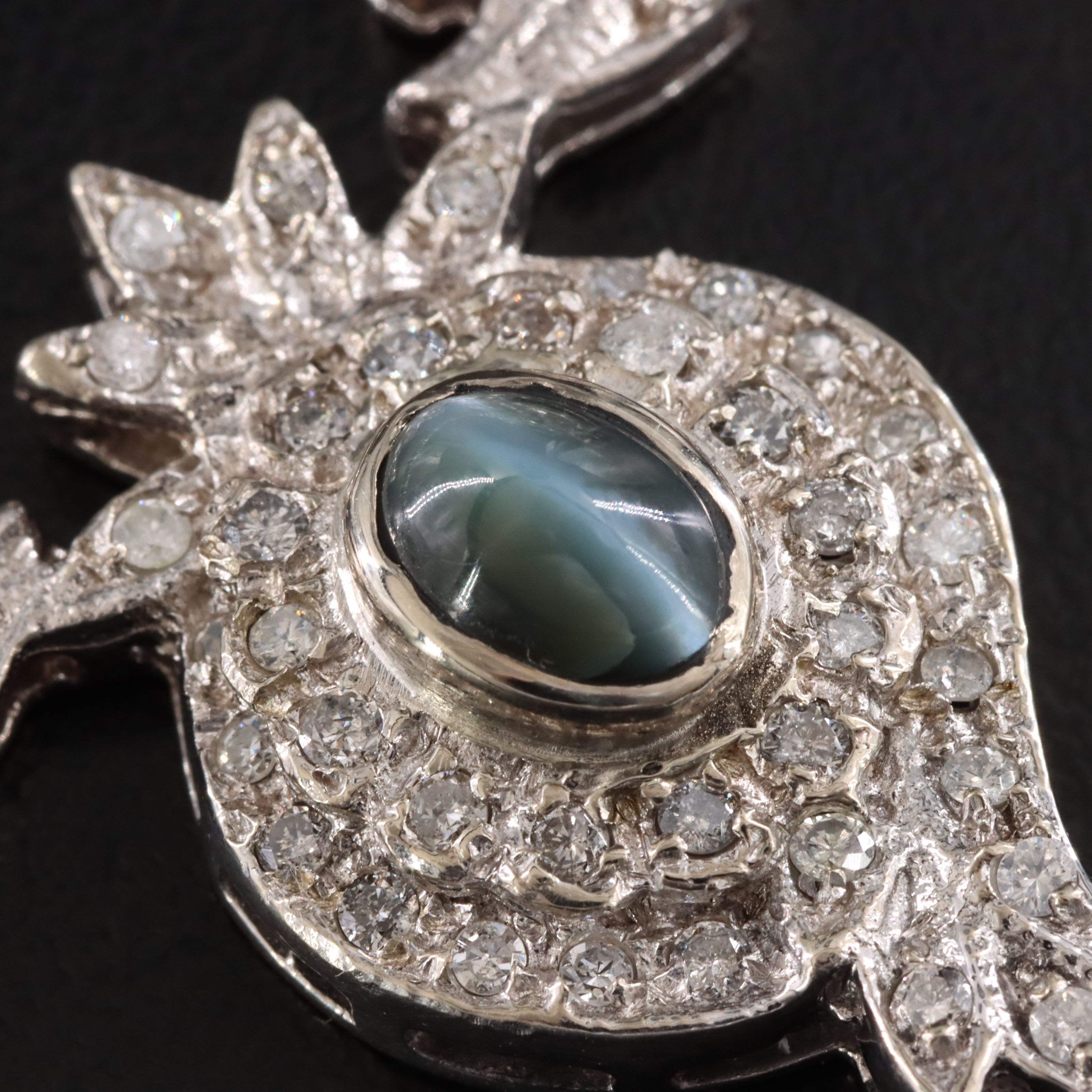 14K 1.95 CT Cat's Eye Alexandrite and 1.94 CTW Diamond Necklace with IGI Report