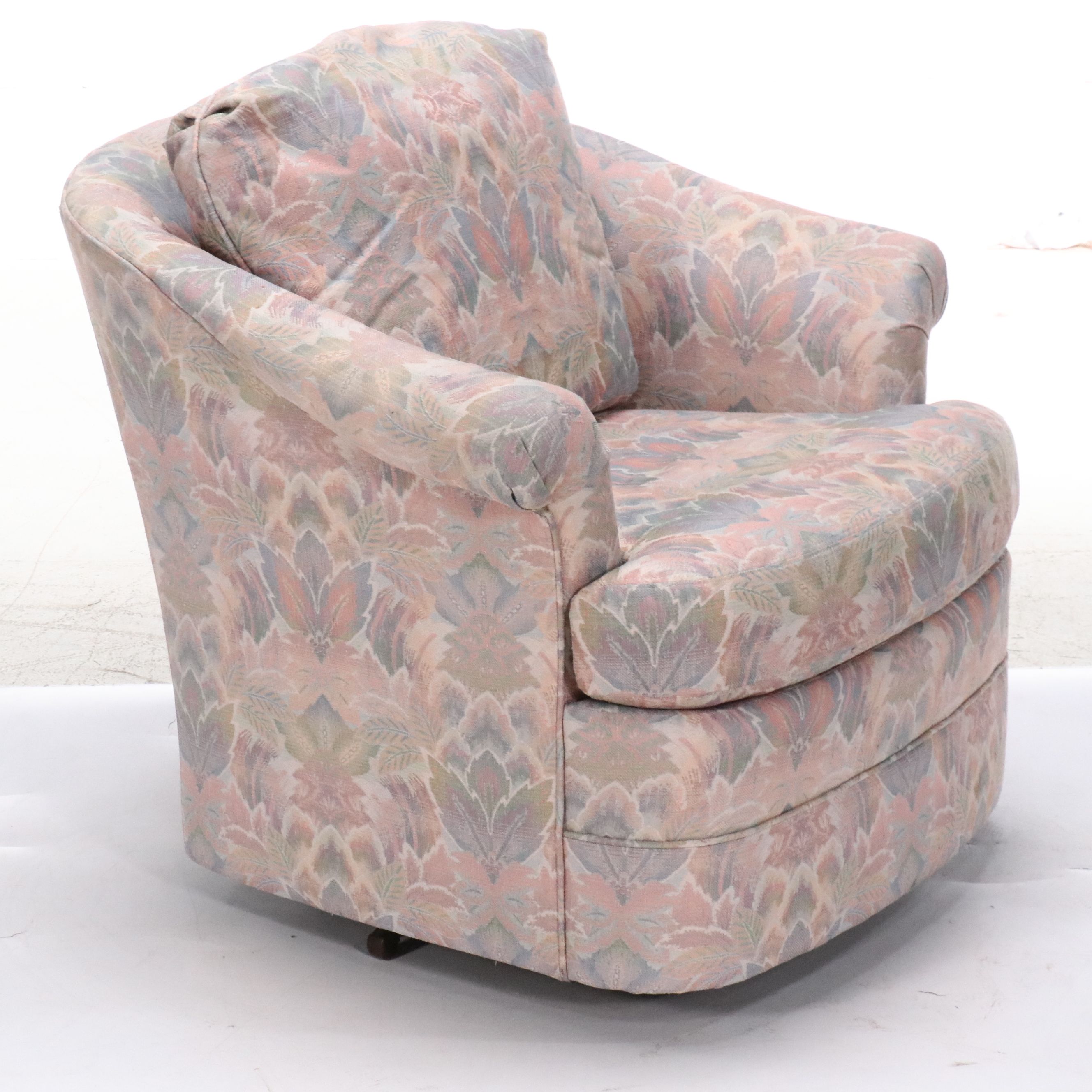 Bernhardt Fabric Upholstered Swivel Club Chair, Late 20th Century