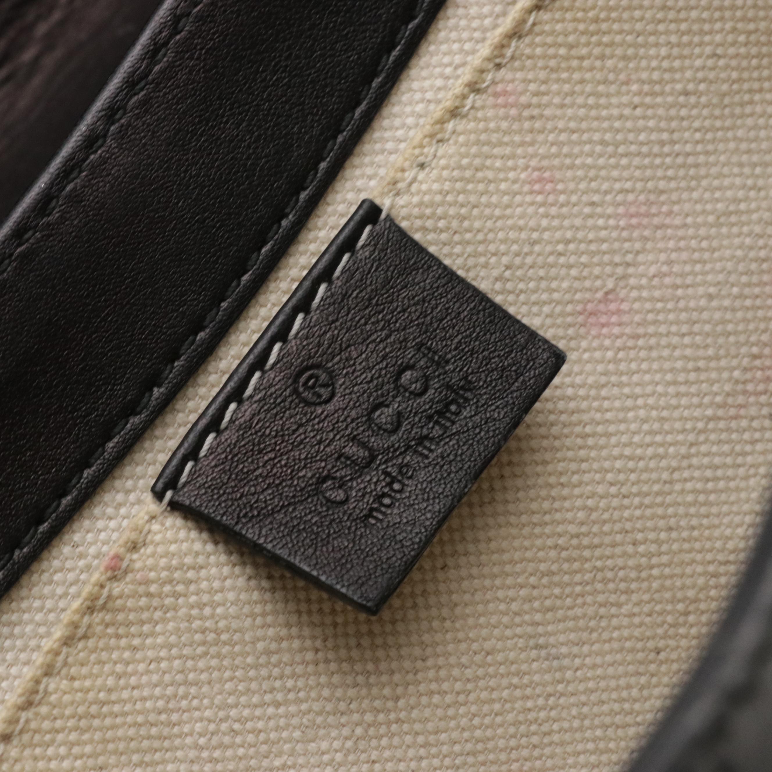 Gucci Medium Emily Chain Shoulder Bag in Black Guccissima Leather