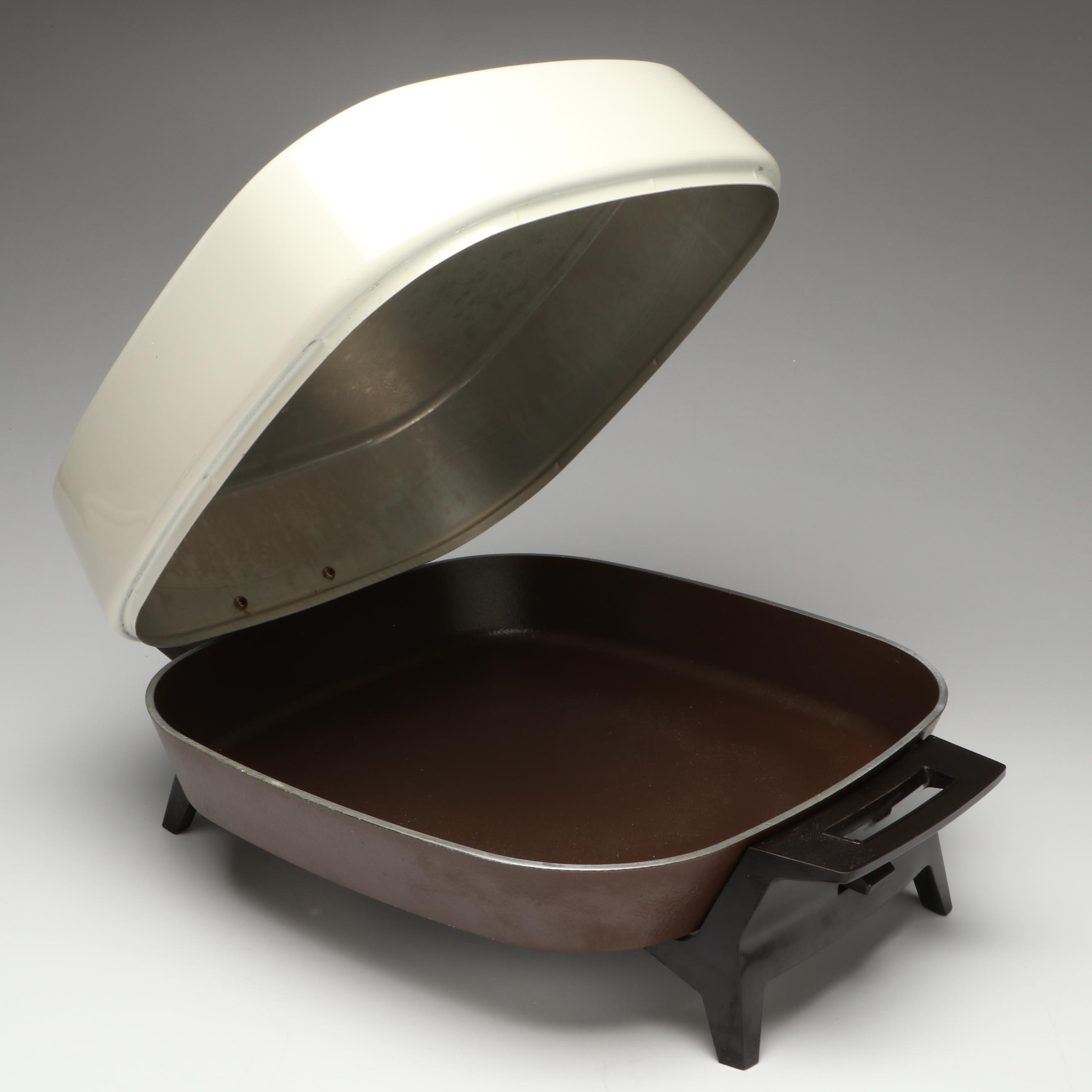 General Electric 12" Buffet Skillet with Römertopf Terracotta Clay Roaster