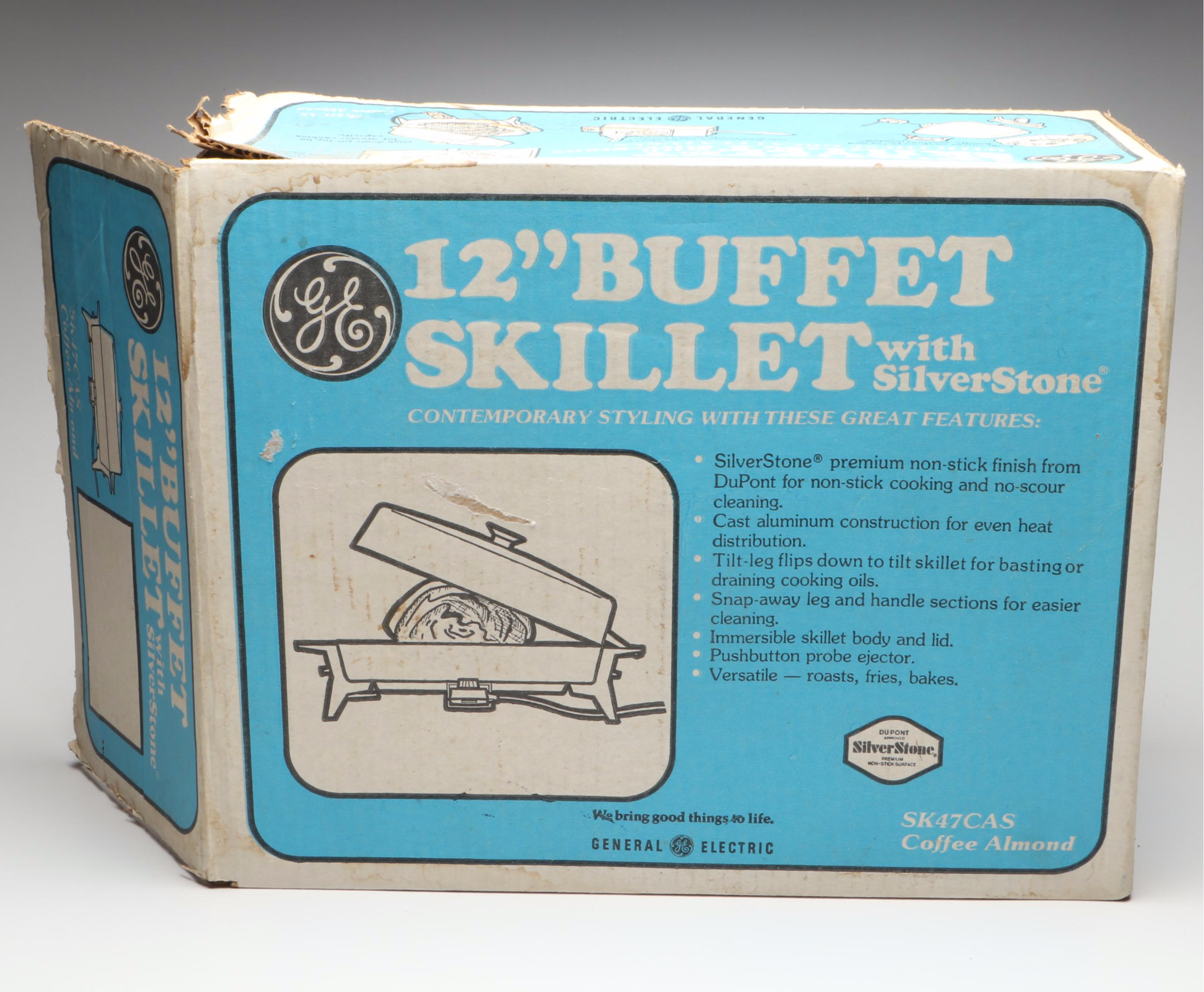 General Electric 12" Buffet Skillet with Römertopf Terracotta Clay Roaster