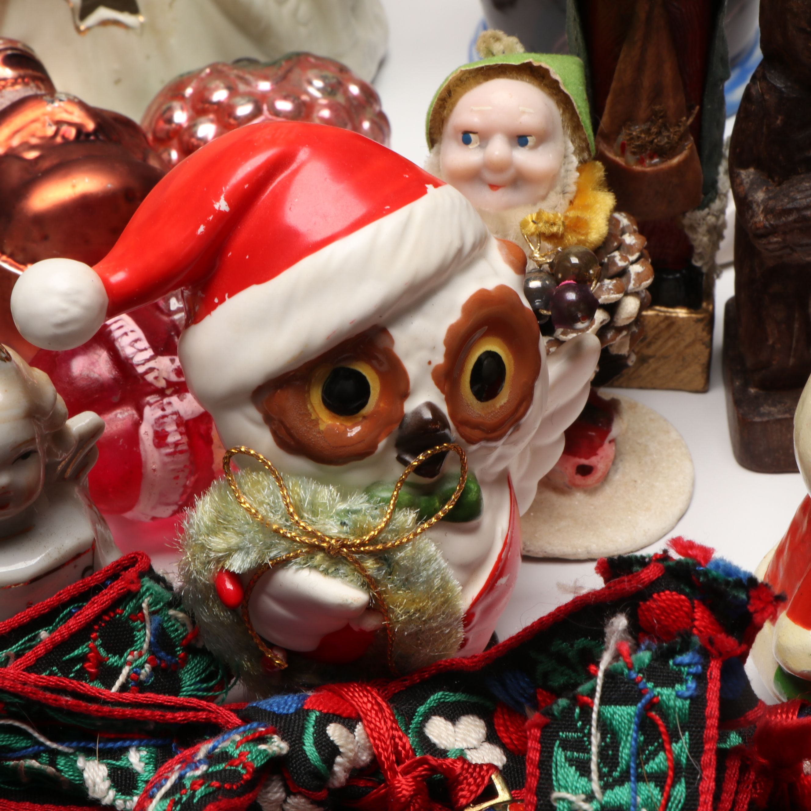 Ardleigh Elliot & Sons Music Box with Russian, German, and More Holiday Décor