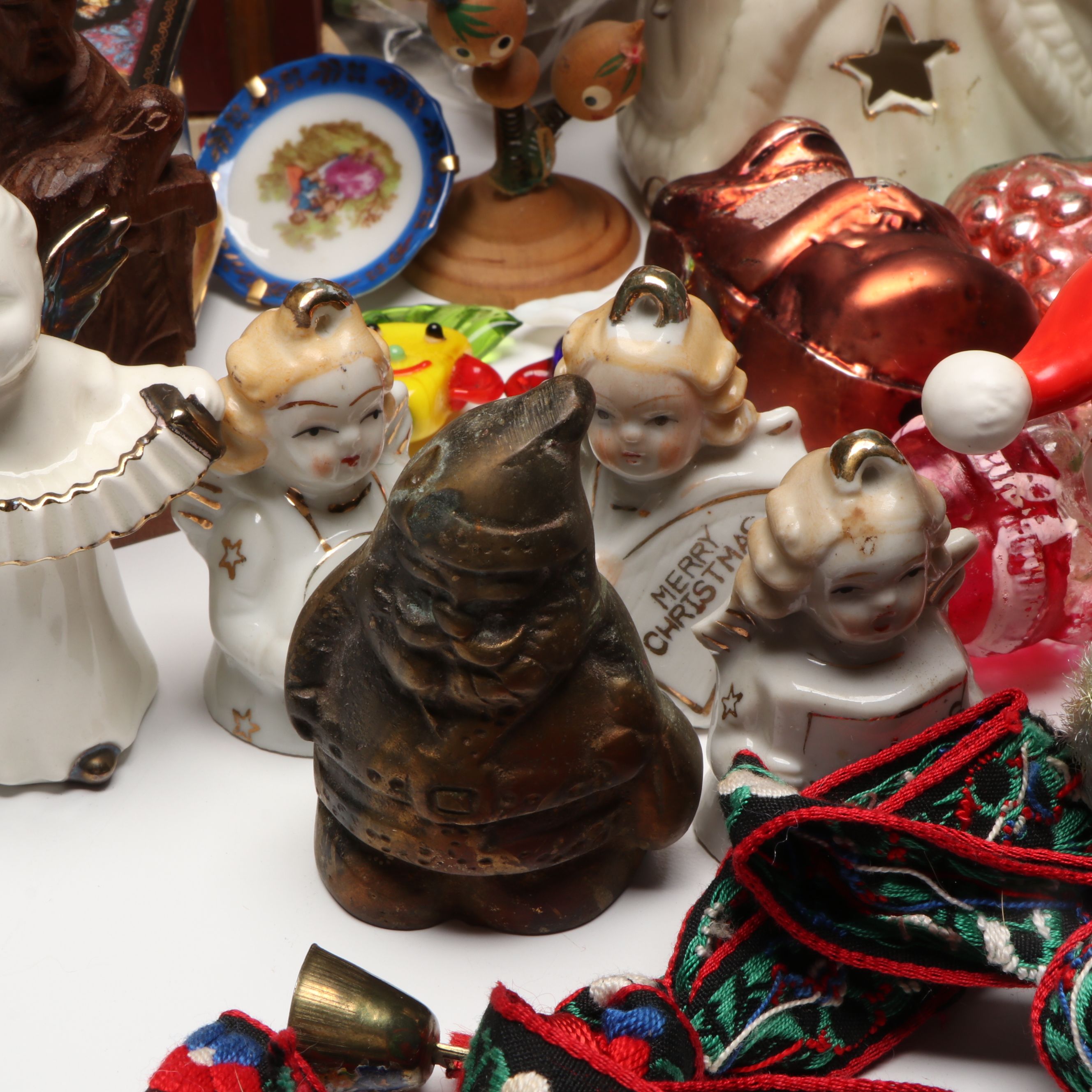 Ardleigh Elliot & Sons Music Box with Russian, German, and More Holiday Décor