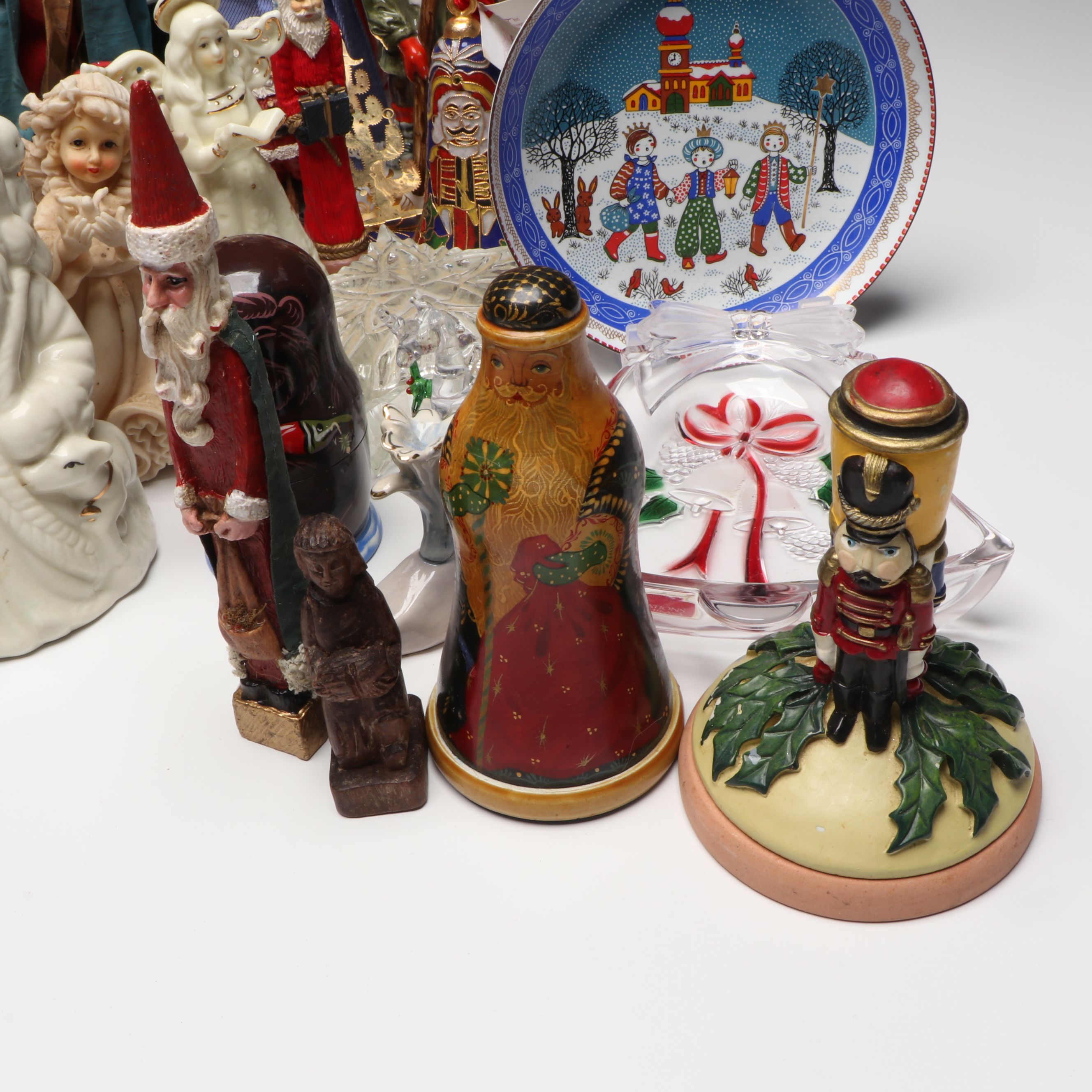 Ardleigh Elliot & Sons Music Box with Russian, German, and More Holiday Décor