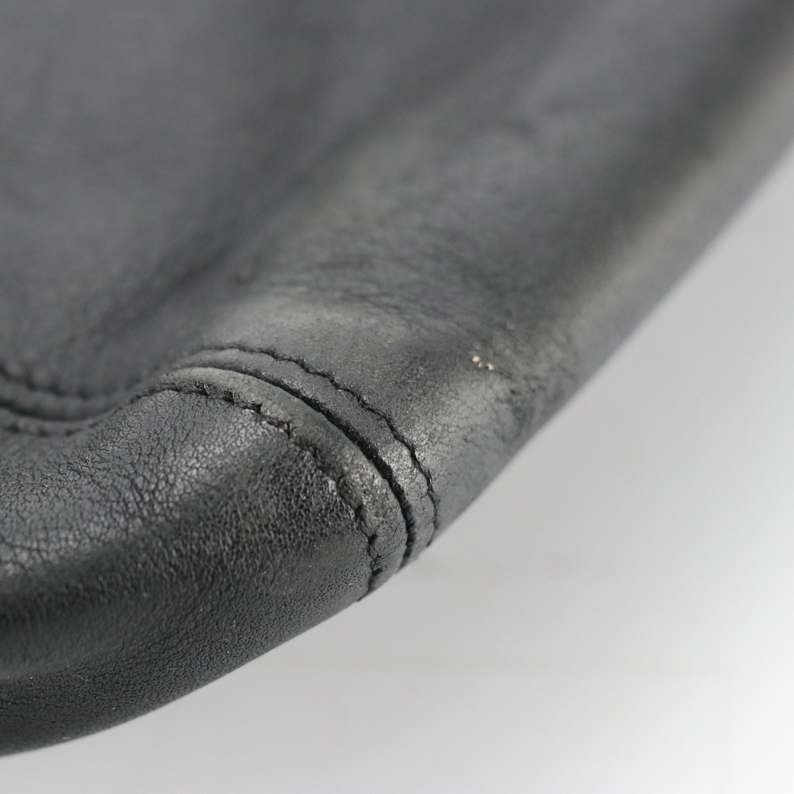 Coach Soho 4157 and Pocket Zip 9136 Shoulder Bags in Glove-Tanned Cowhide