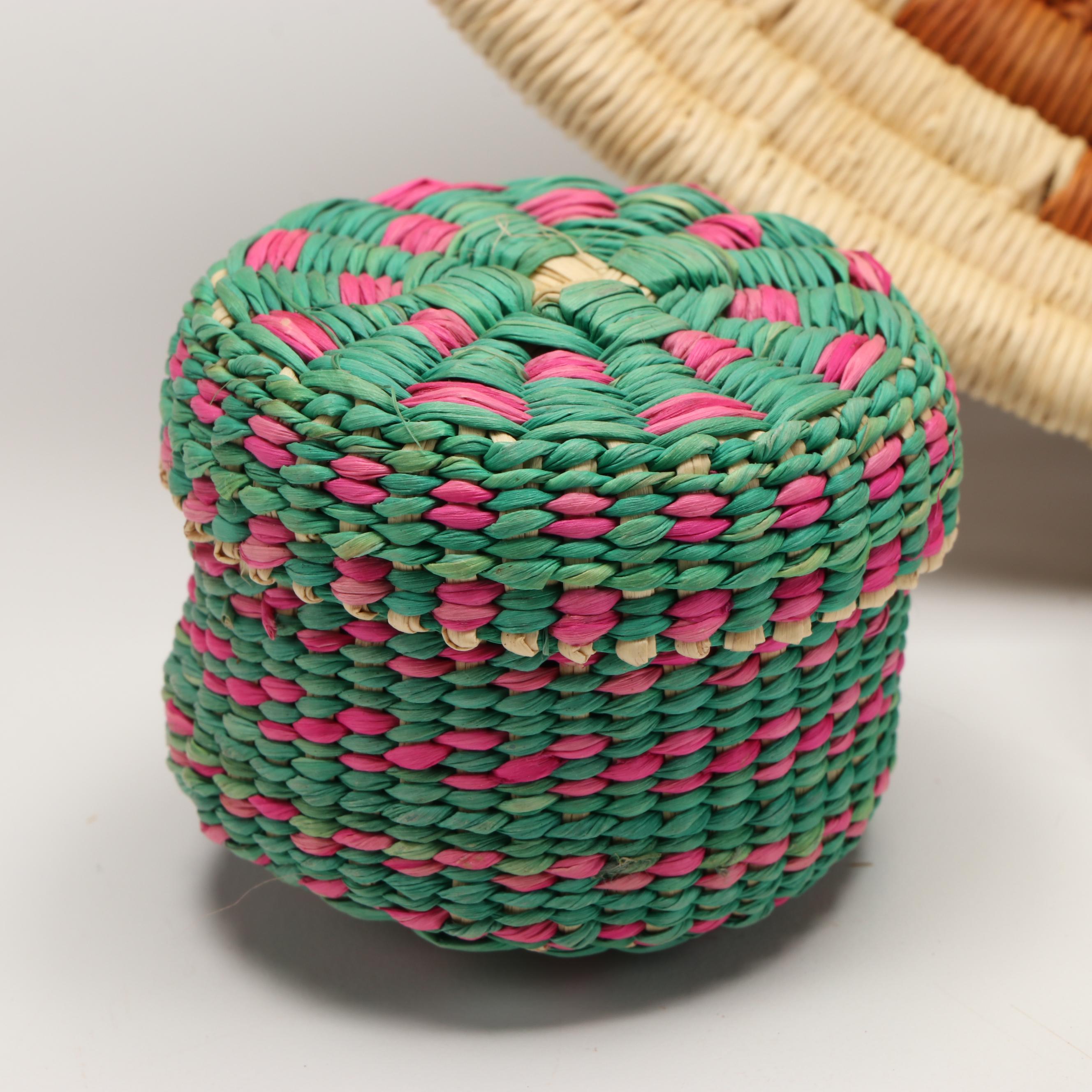 Honduran Lenca People Handwoven Junco Grass Baskets