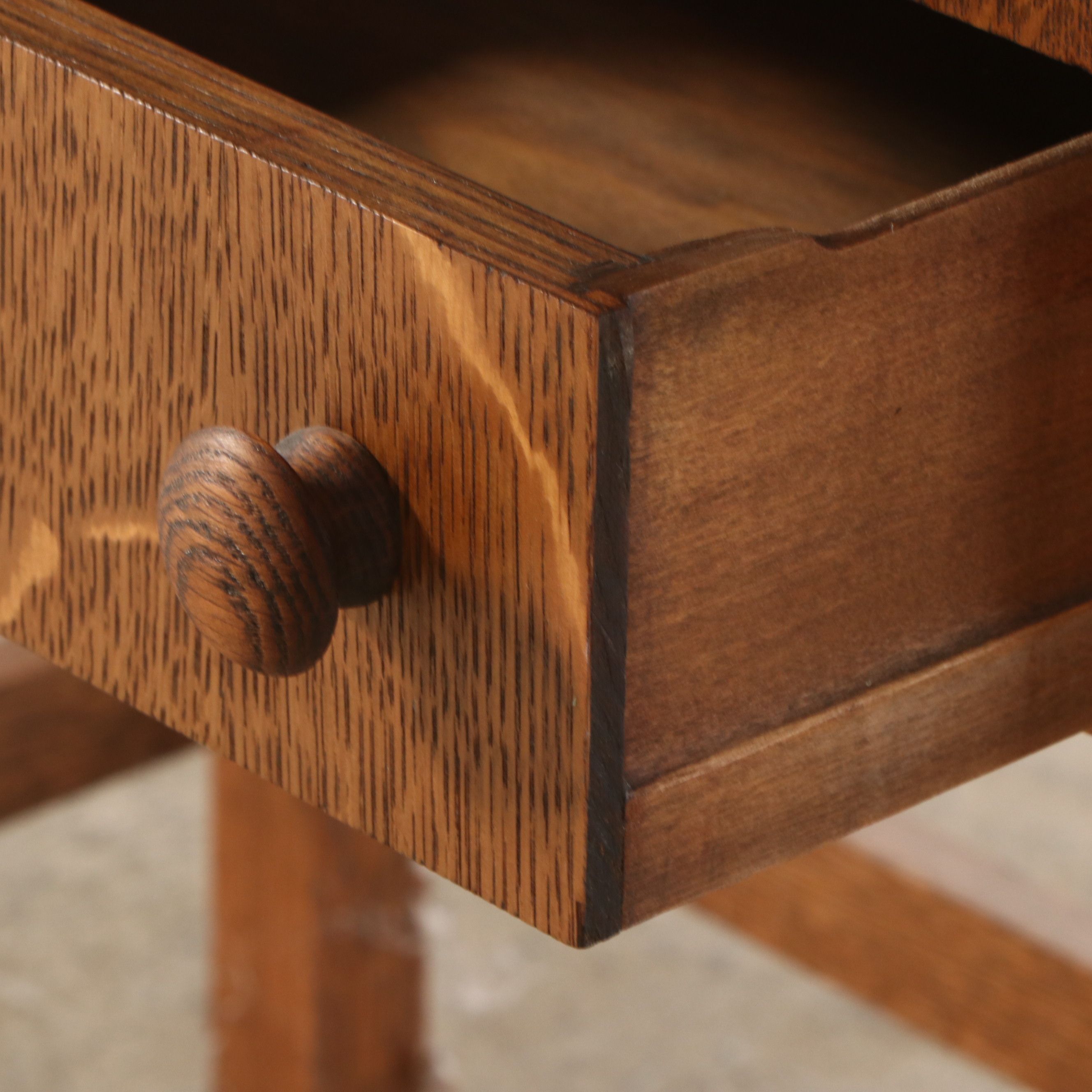 Empire Revival Oak Dressing Table with Tri-Fold Mirror, Early 20th Century