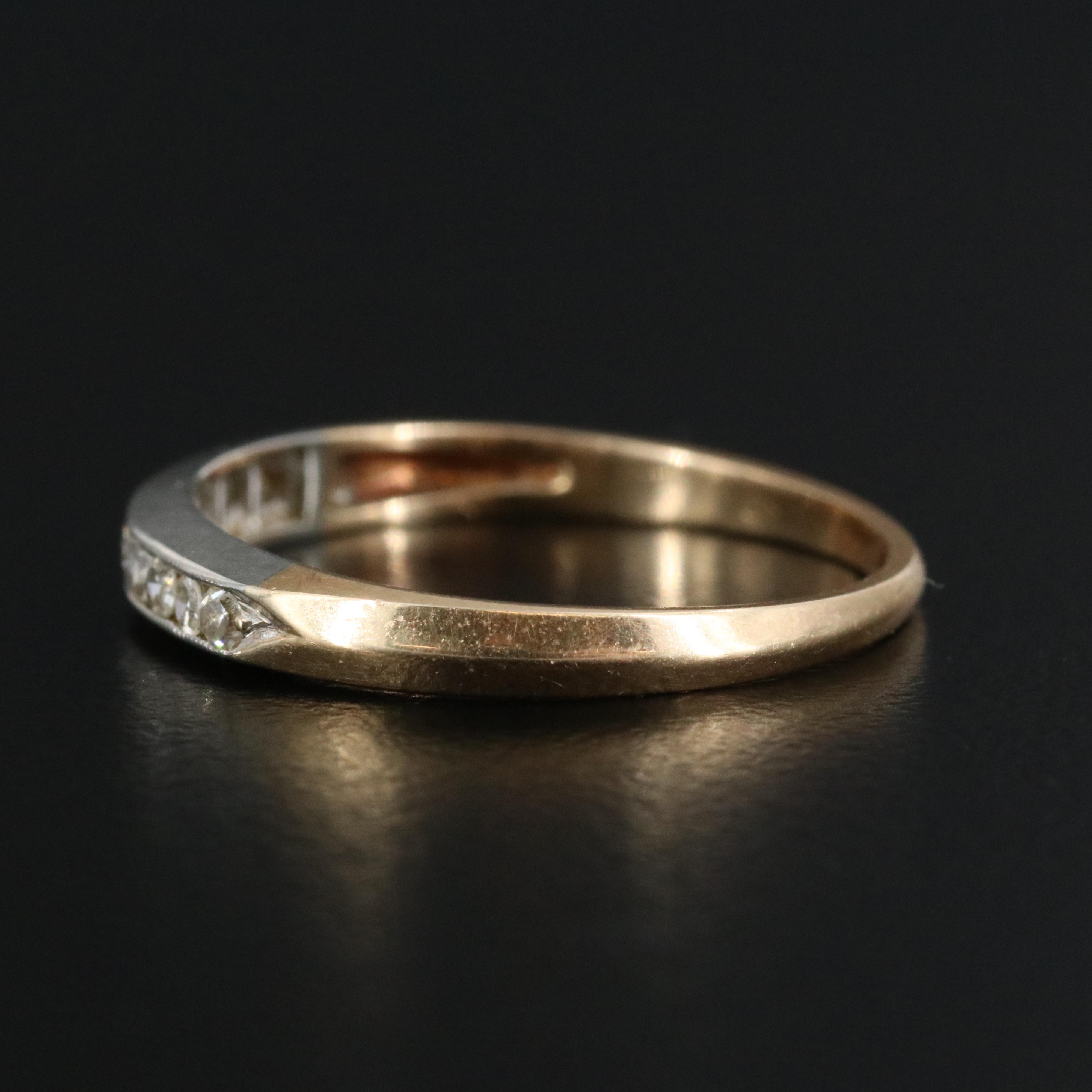 18K and 14K Two-Tone 0.14 CTW Diamond Knife Edge Band