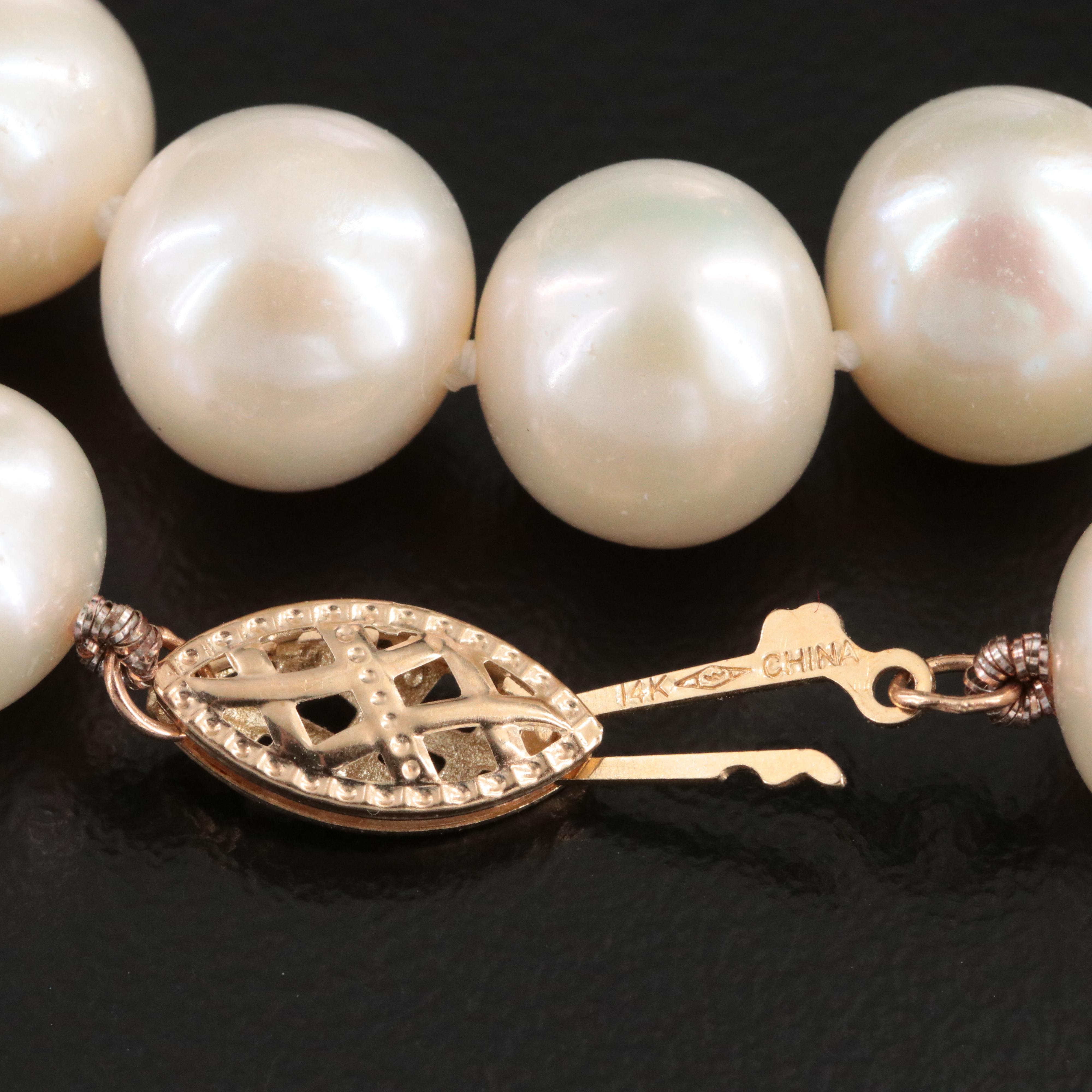Pearl Necklace with 14K Clasp