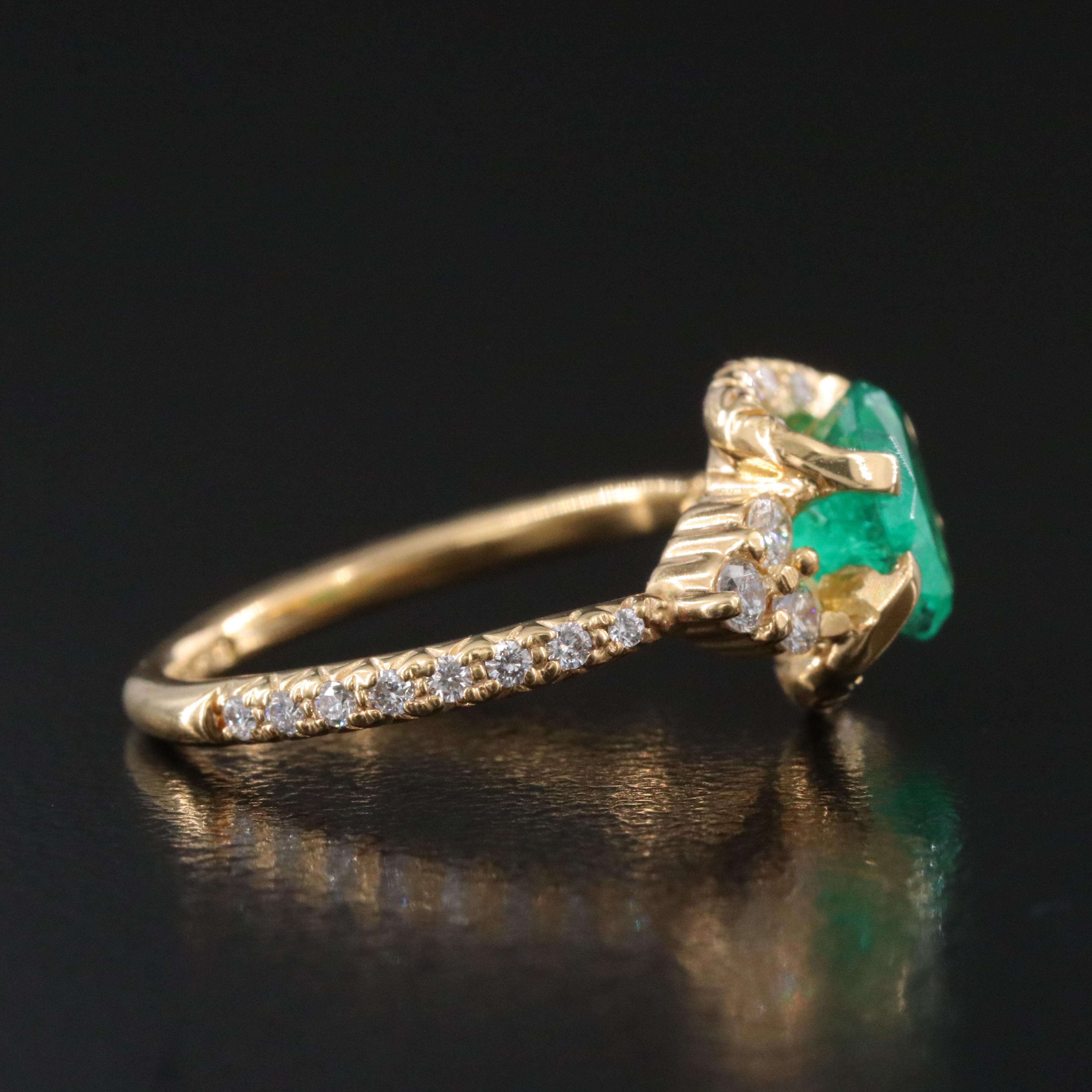 18K 1.01 CT Emerald and Diamond Ring