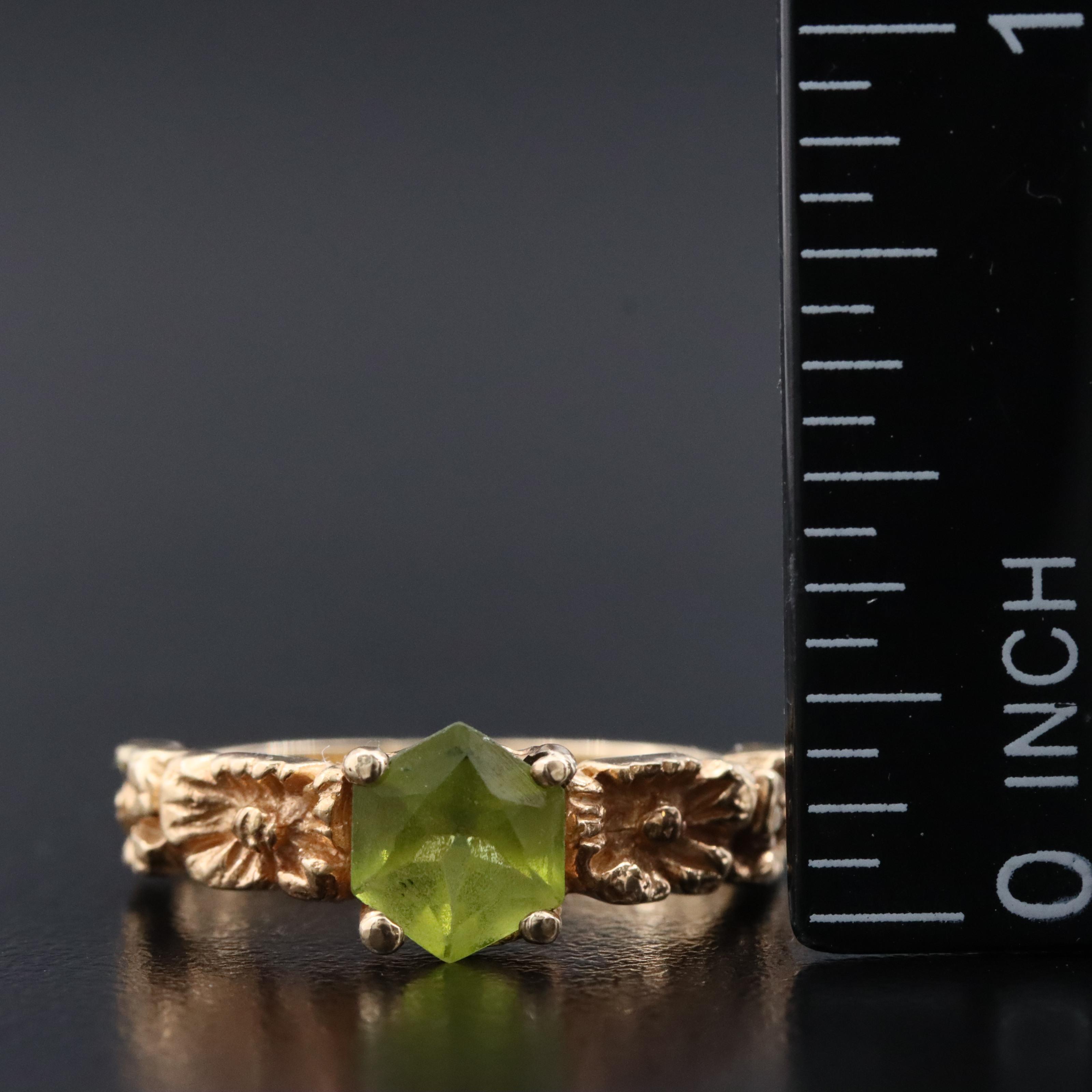 14K Peridot Floral Band Ring