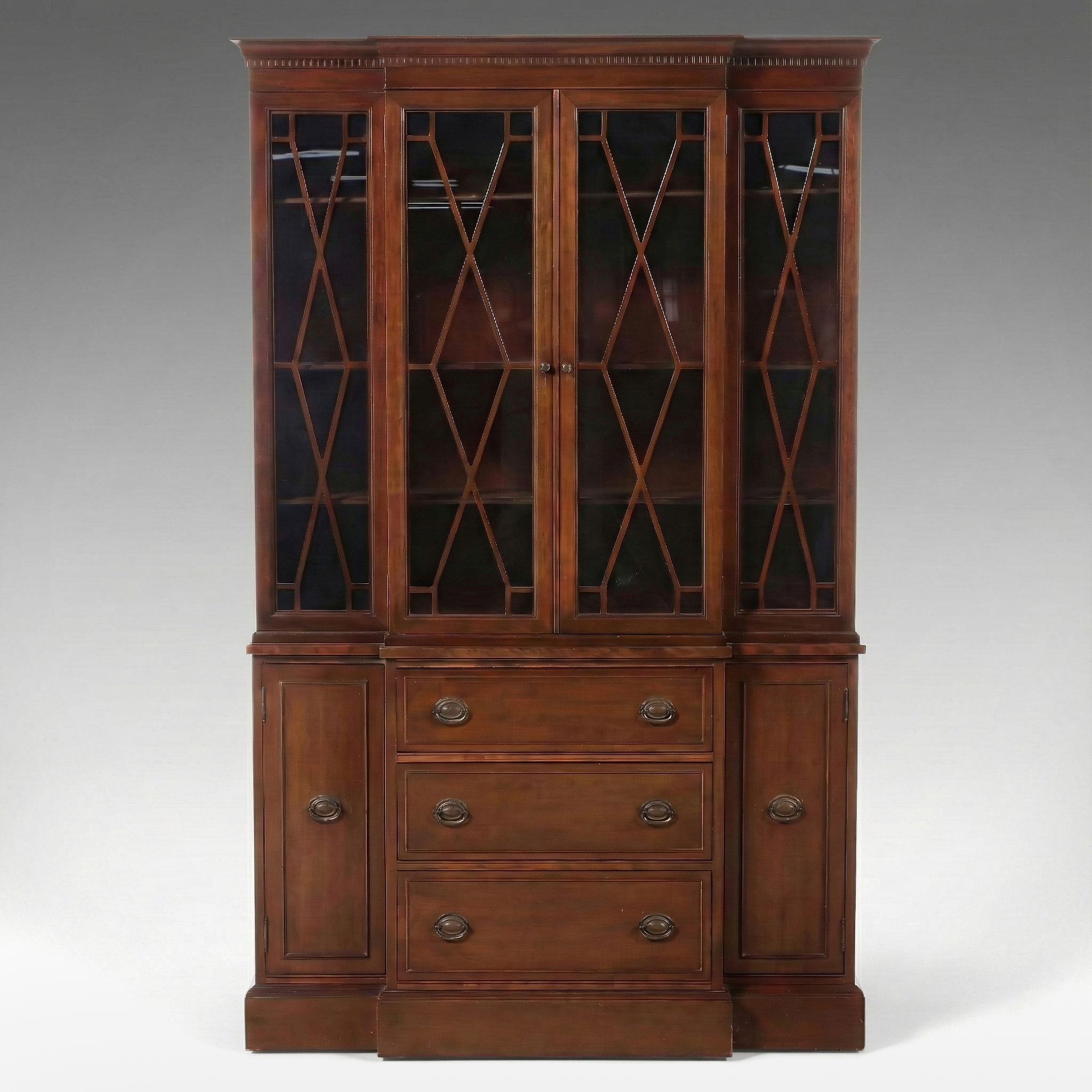 R Way Georgian Style Mahogany Breakfront China Cabinet, Late 20th Century