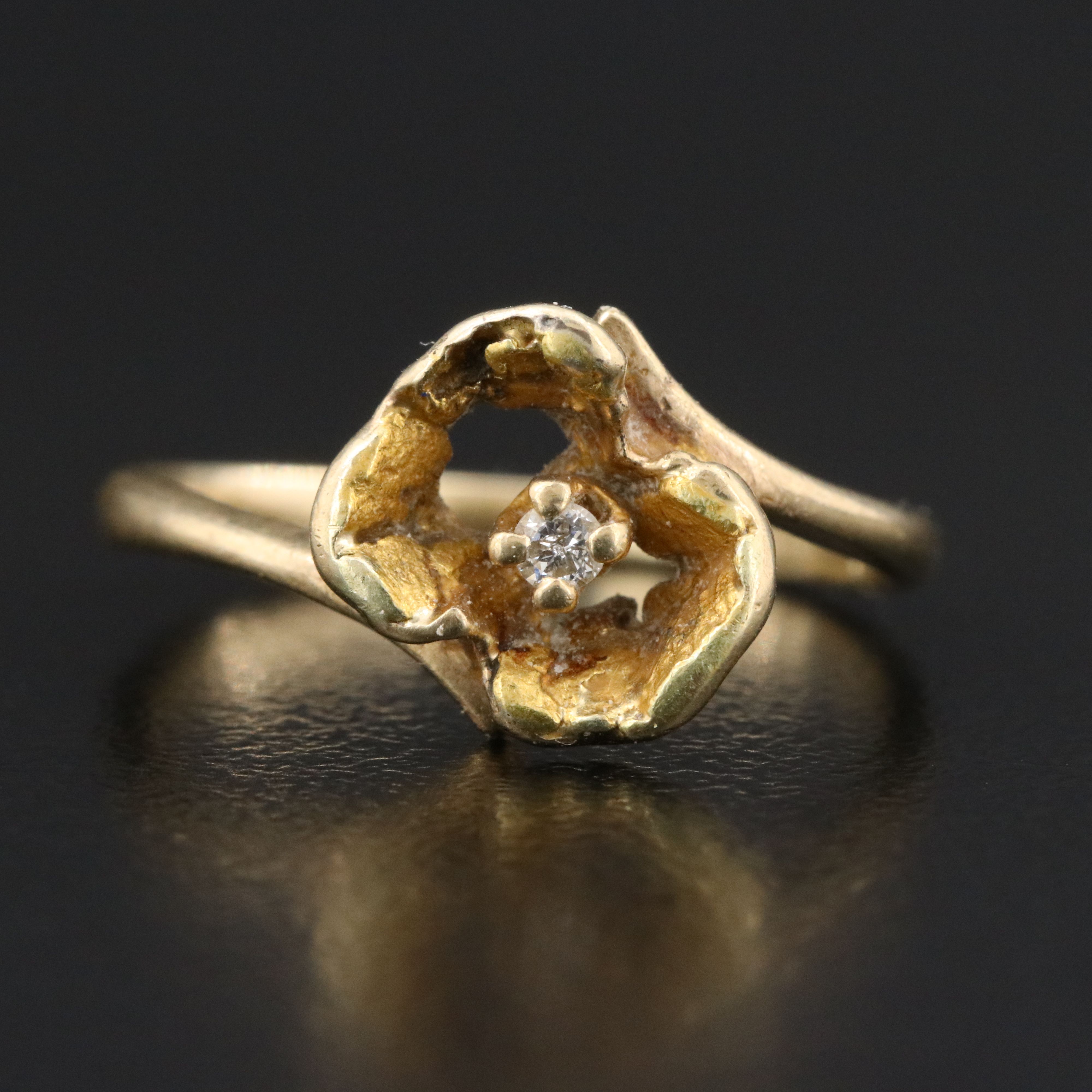 10K 0.03 CT Diamond Ring