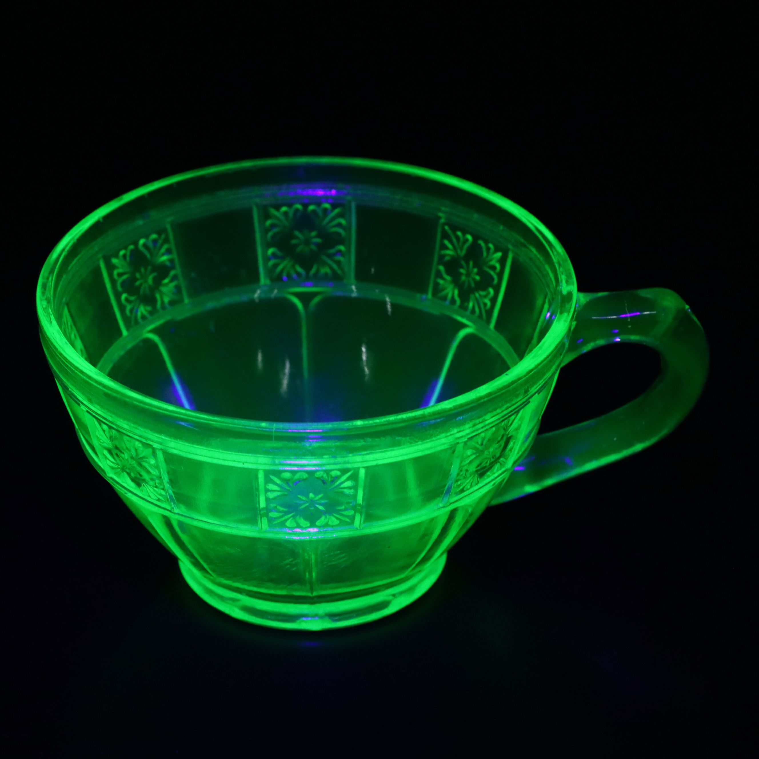 Anchor Hocking "Oyster and Pearl" with More Vaseline and Custard Glass Tableware