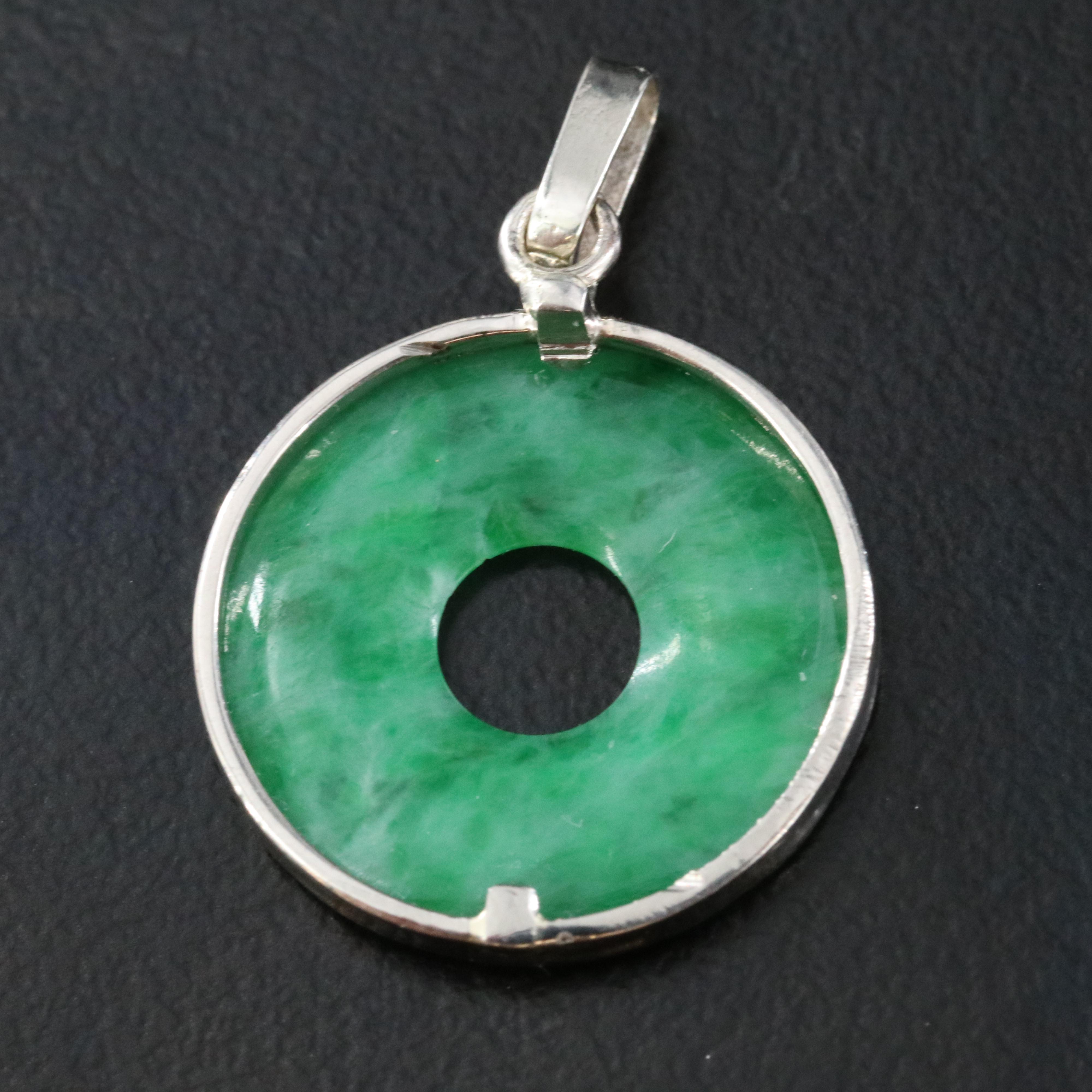 18K Jadeite Bi Pendant