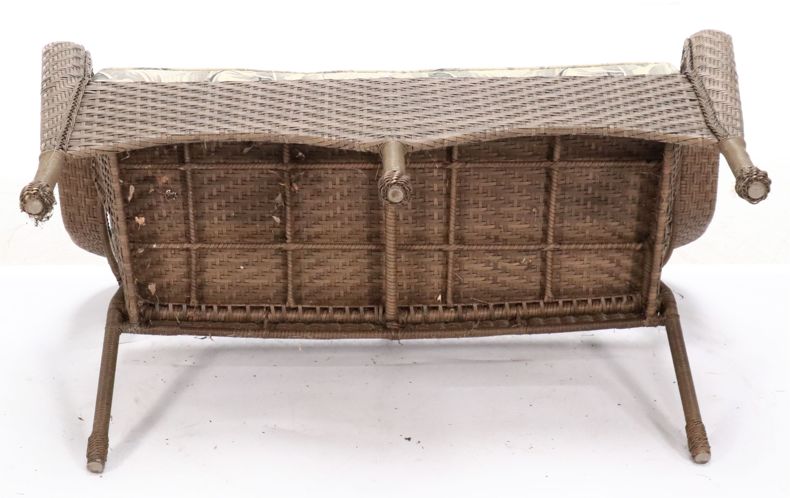 Resin Wicker Patio Settee with Upholstered Cushion