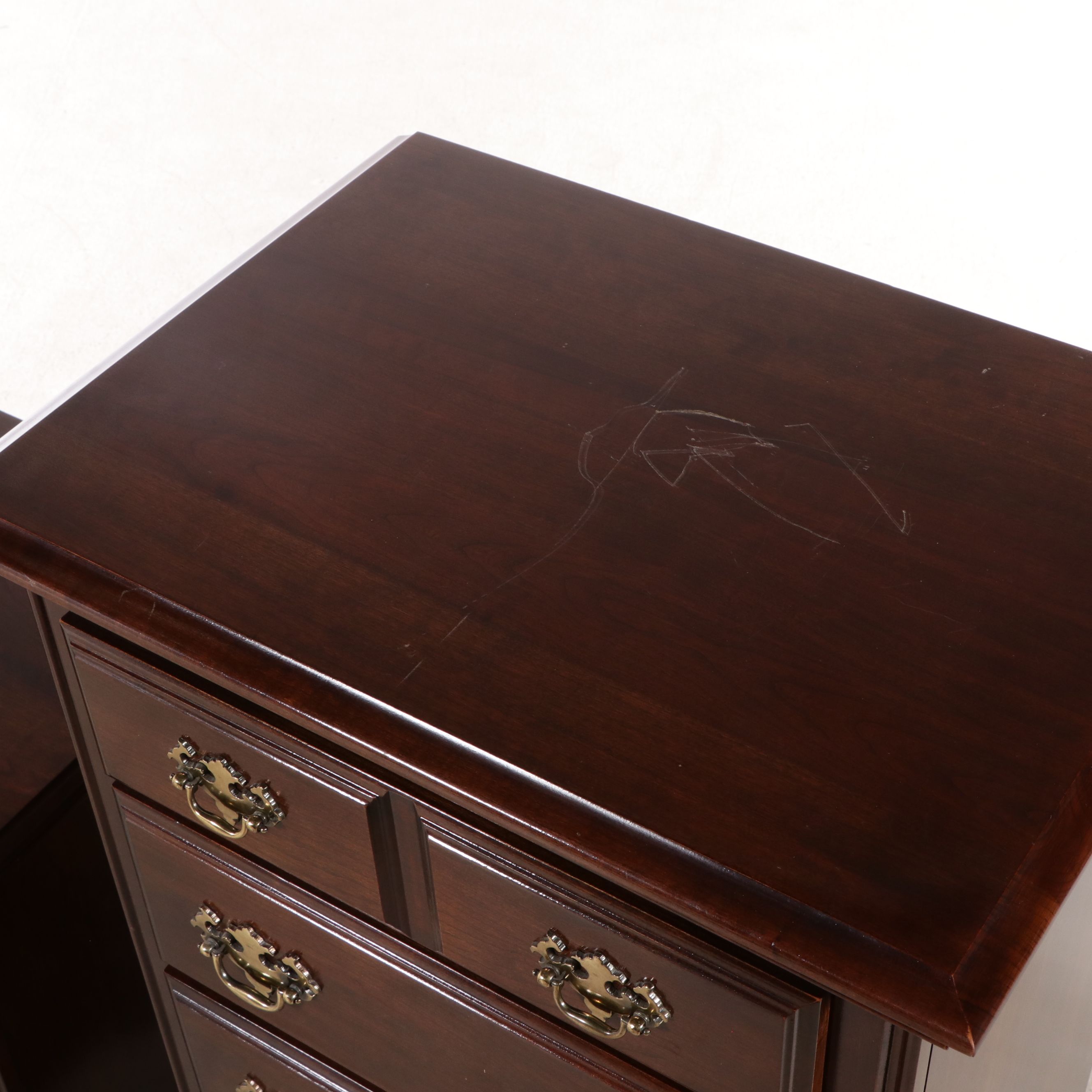 Two Kincaid Georgian Style Cherry Chests, Mid to Late 20th Century