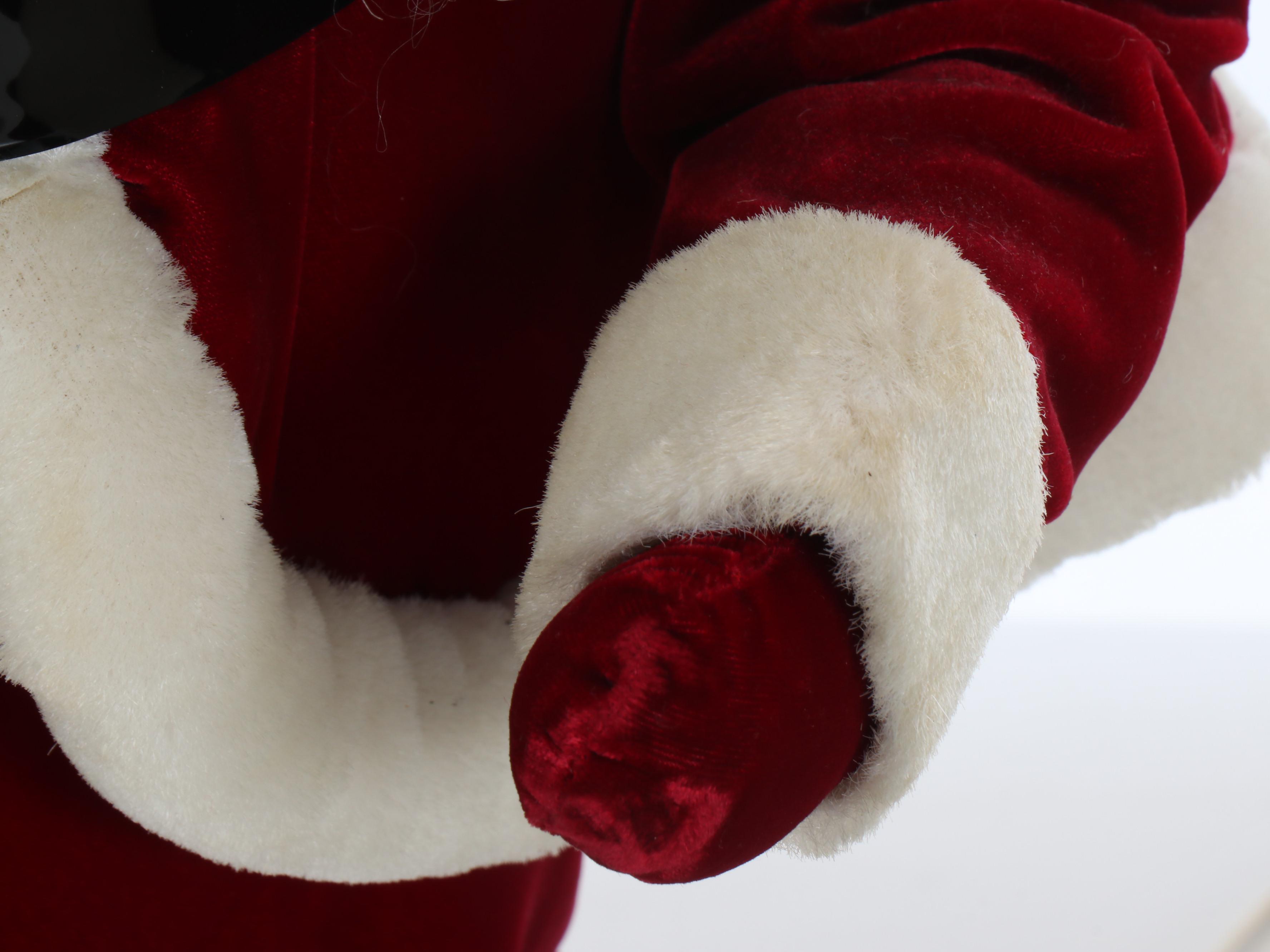 Animated Santa Claus Figure