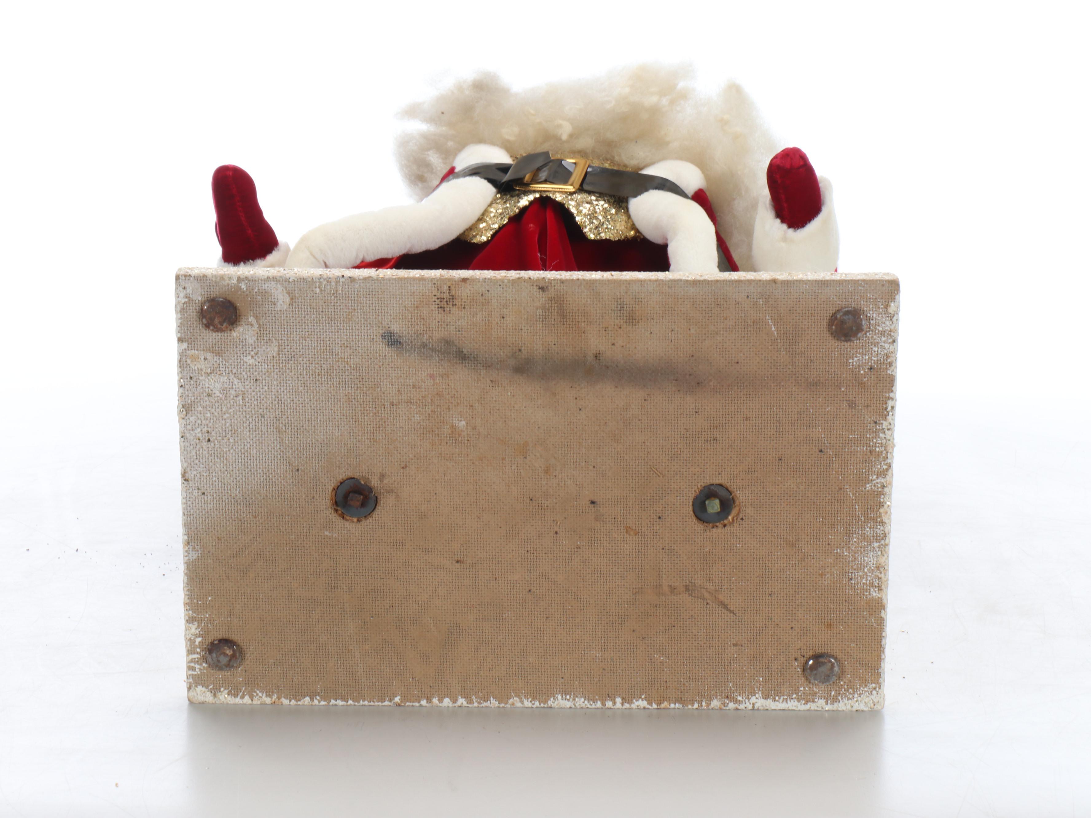 Animated Santa Claus Figure