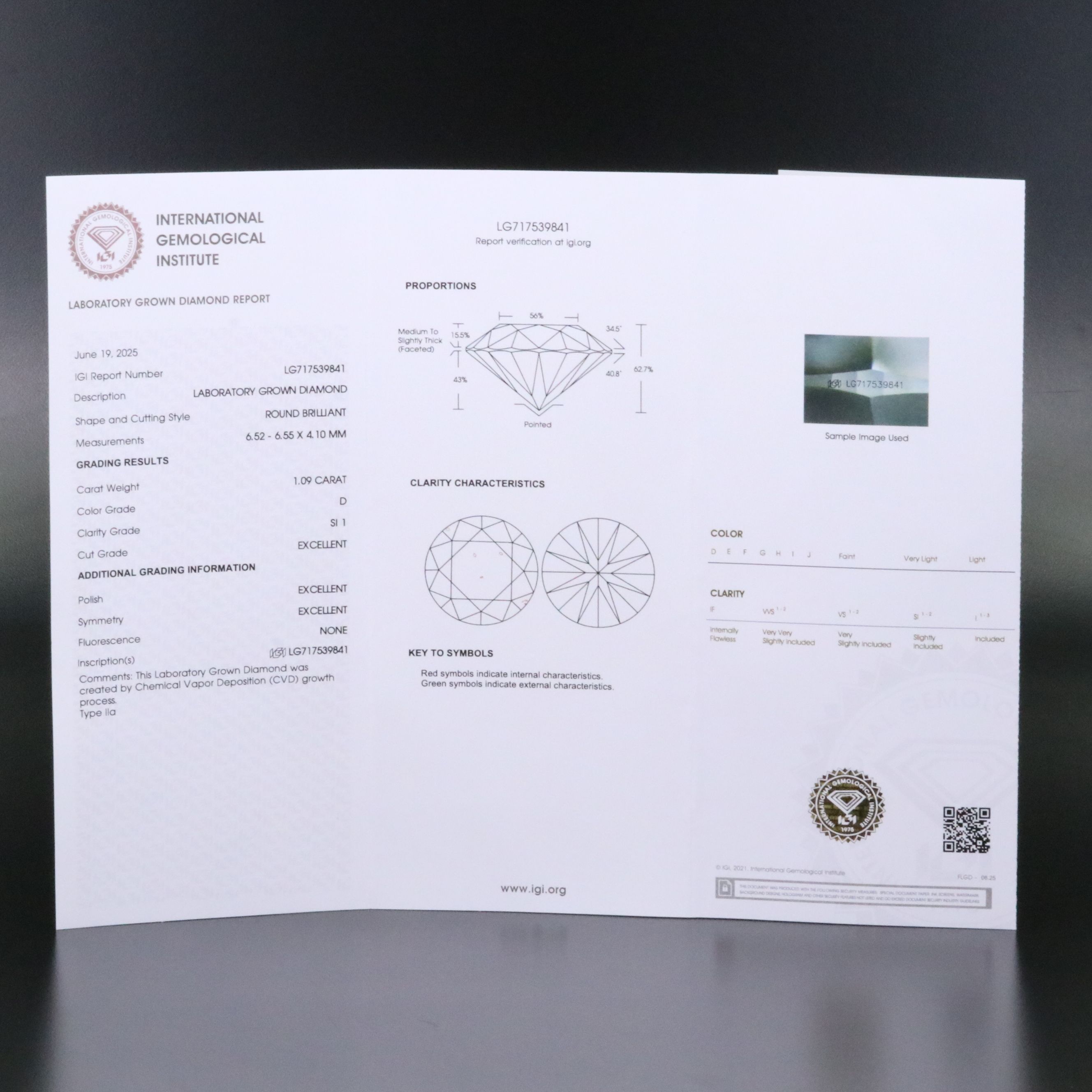 Loose 1.09 CT Lab Grown Diamond with IGI Report