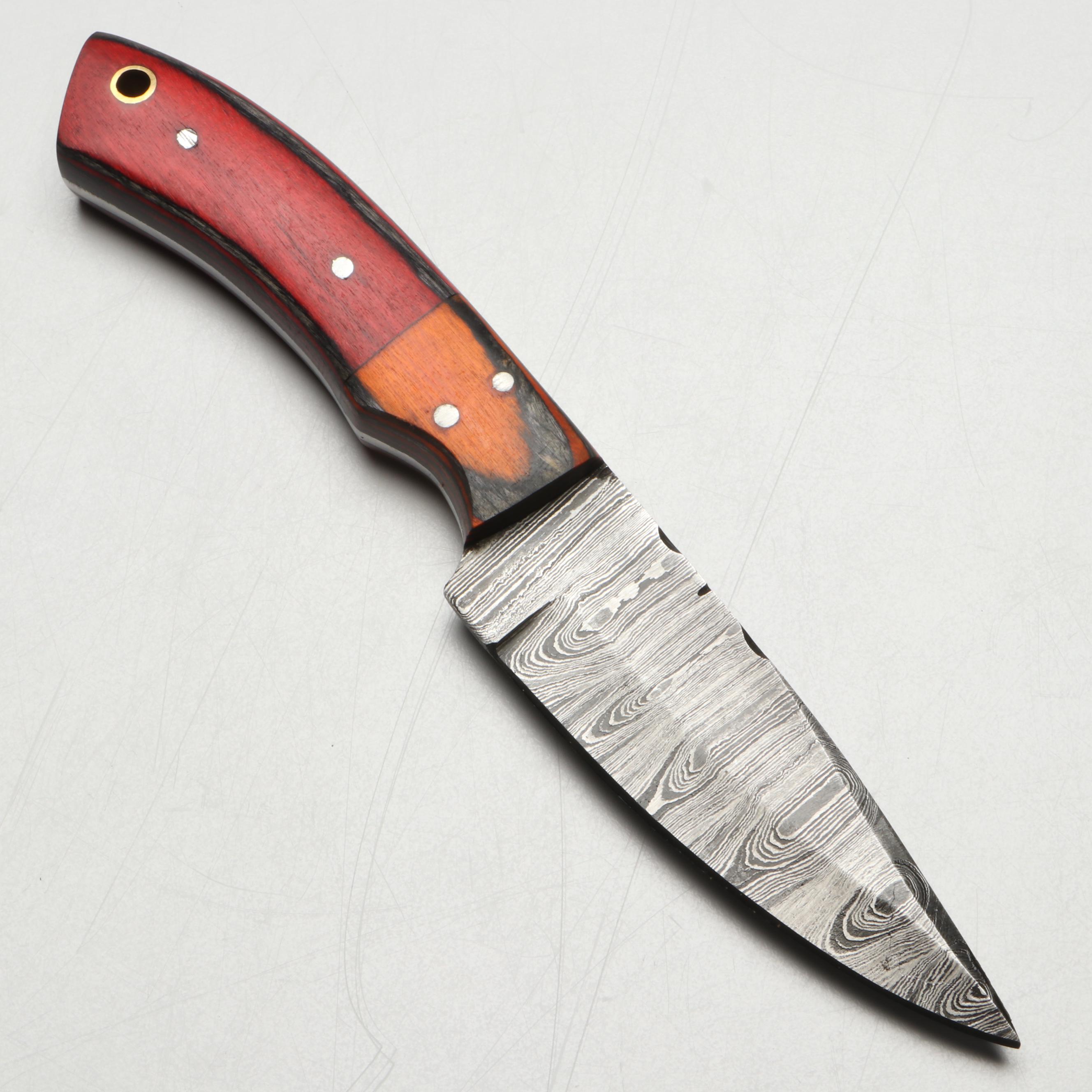 Damascus Steel Hunting Knives in Leather Scabbards