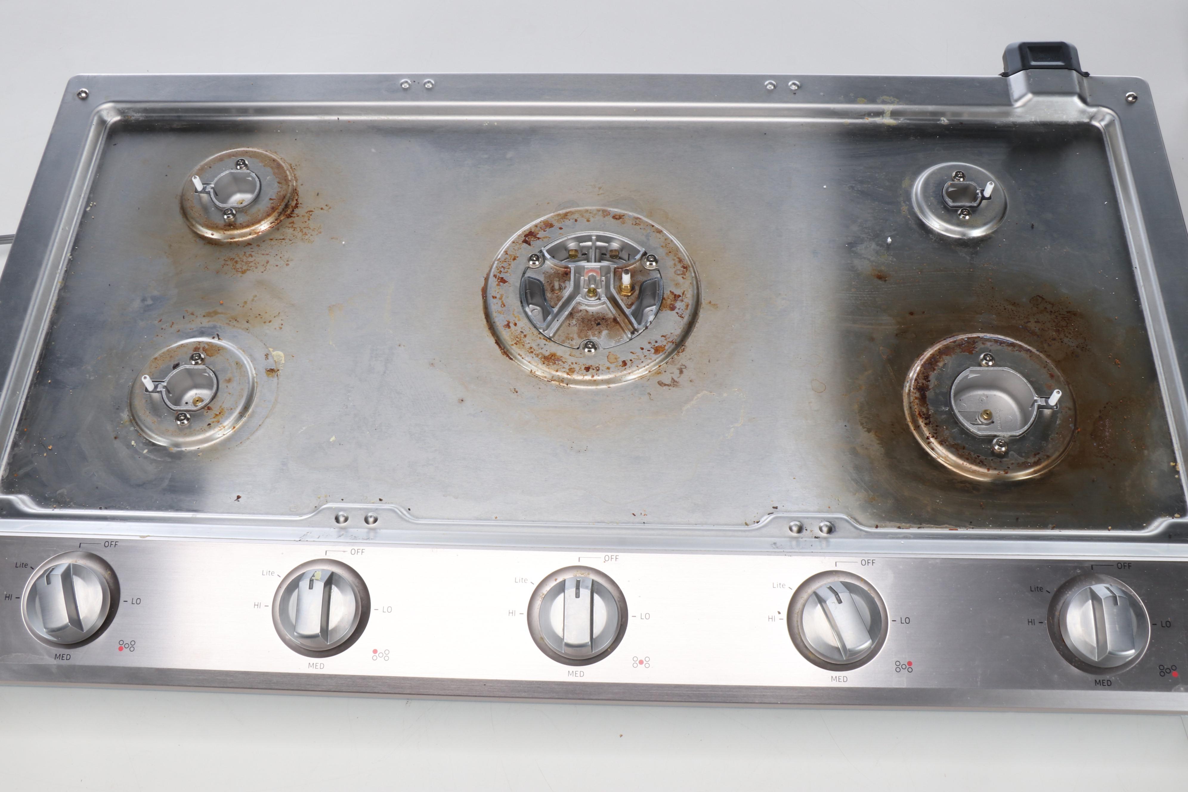 Samsung Satin Stainless Five Burner Gas Cooktop, 2021