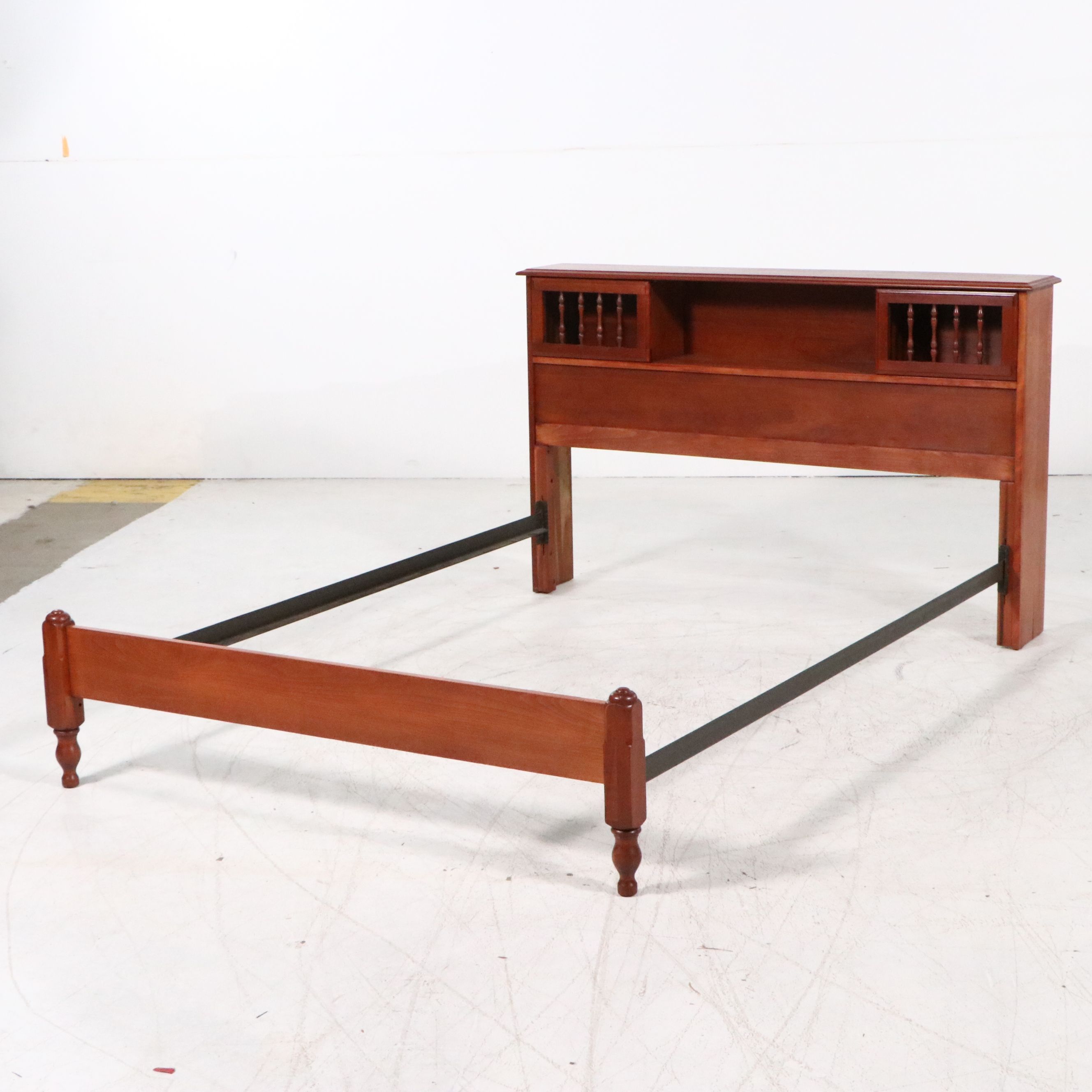 Colonial Style Full Size Cherry Bed Frame with Coordinating Nightstand