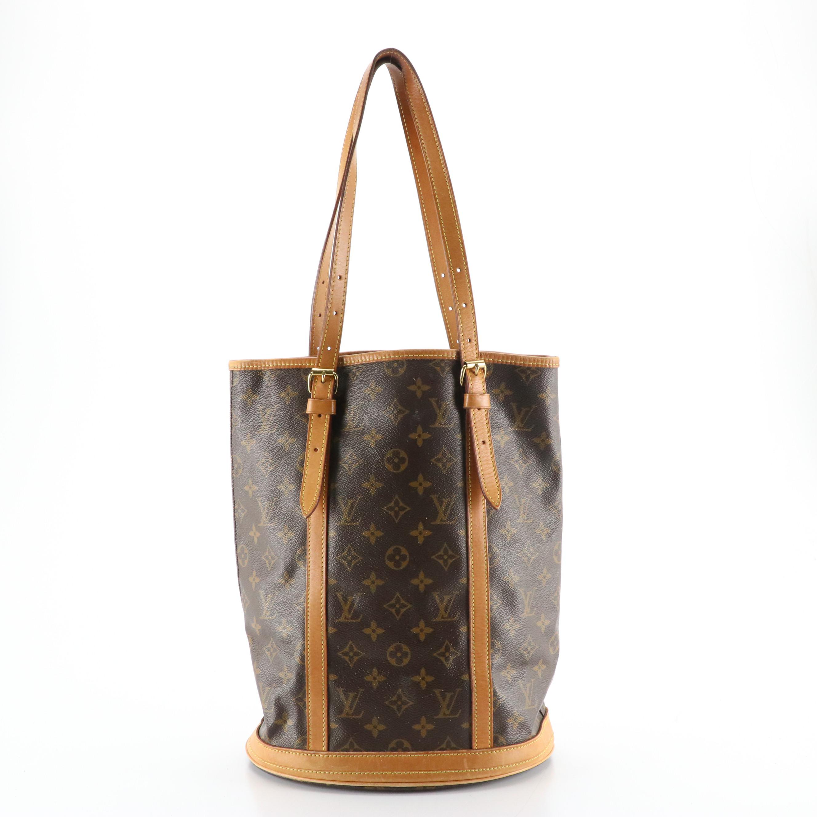 Louis Vuitton Bucket Bag GM with Pouch in Monogram Canvas and Vachetta Leather