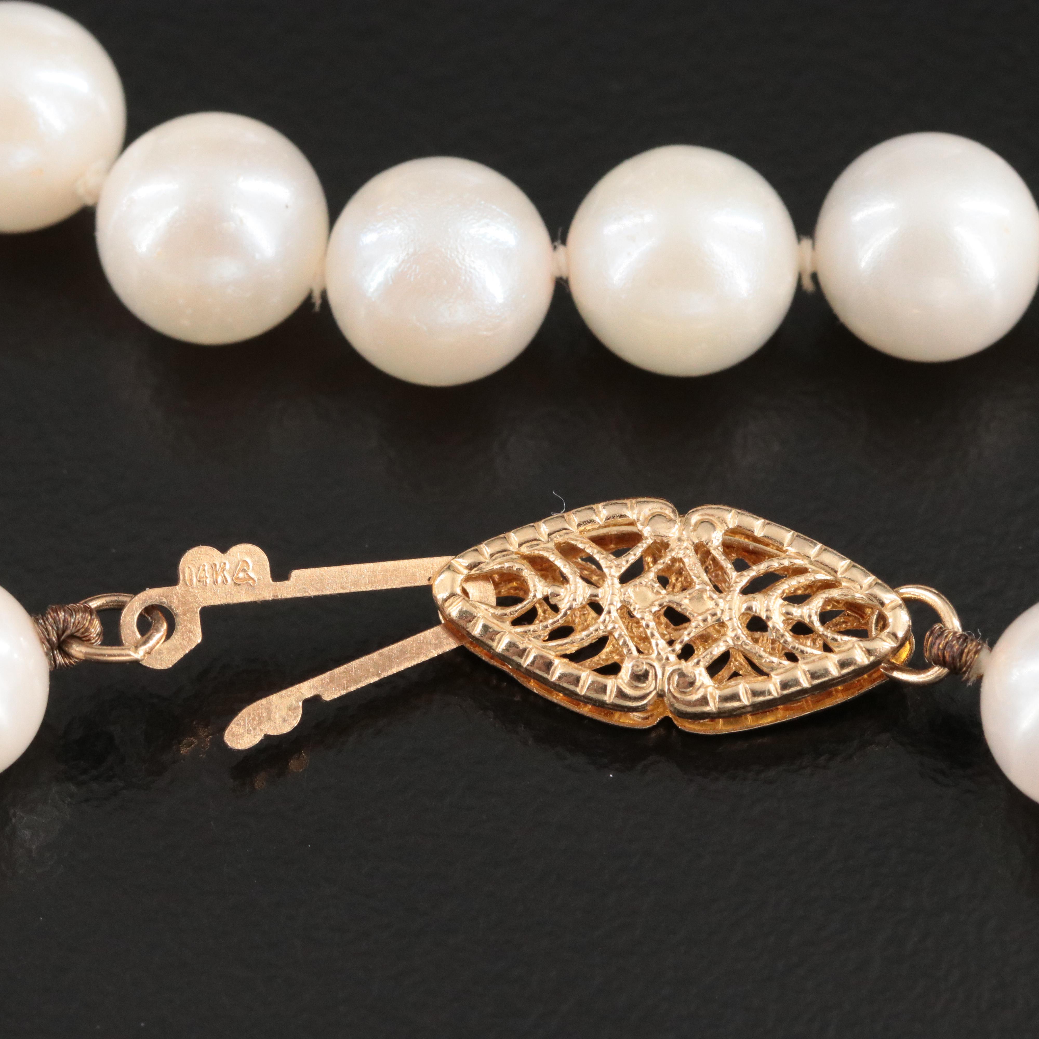 Pearl Necklace with 14K Clasp