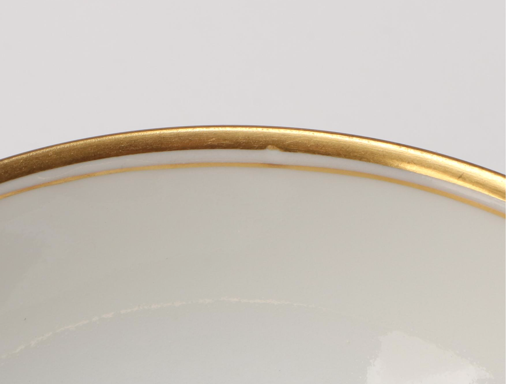 Italian Testolini Venezia Gilt Porcelain Teacups and Saucers