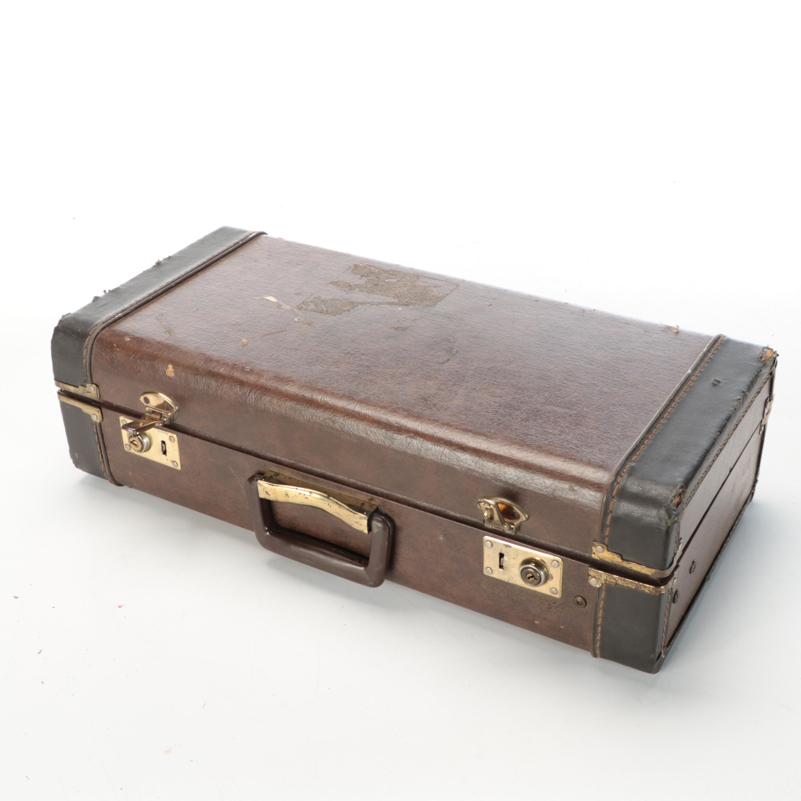 Olds Ambassador Student Trumpet with Case, Sheet Music and More Accessories