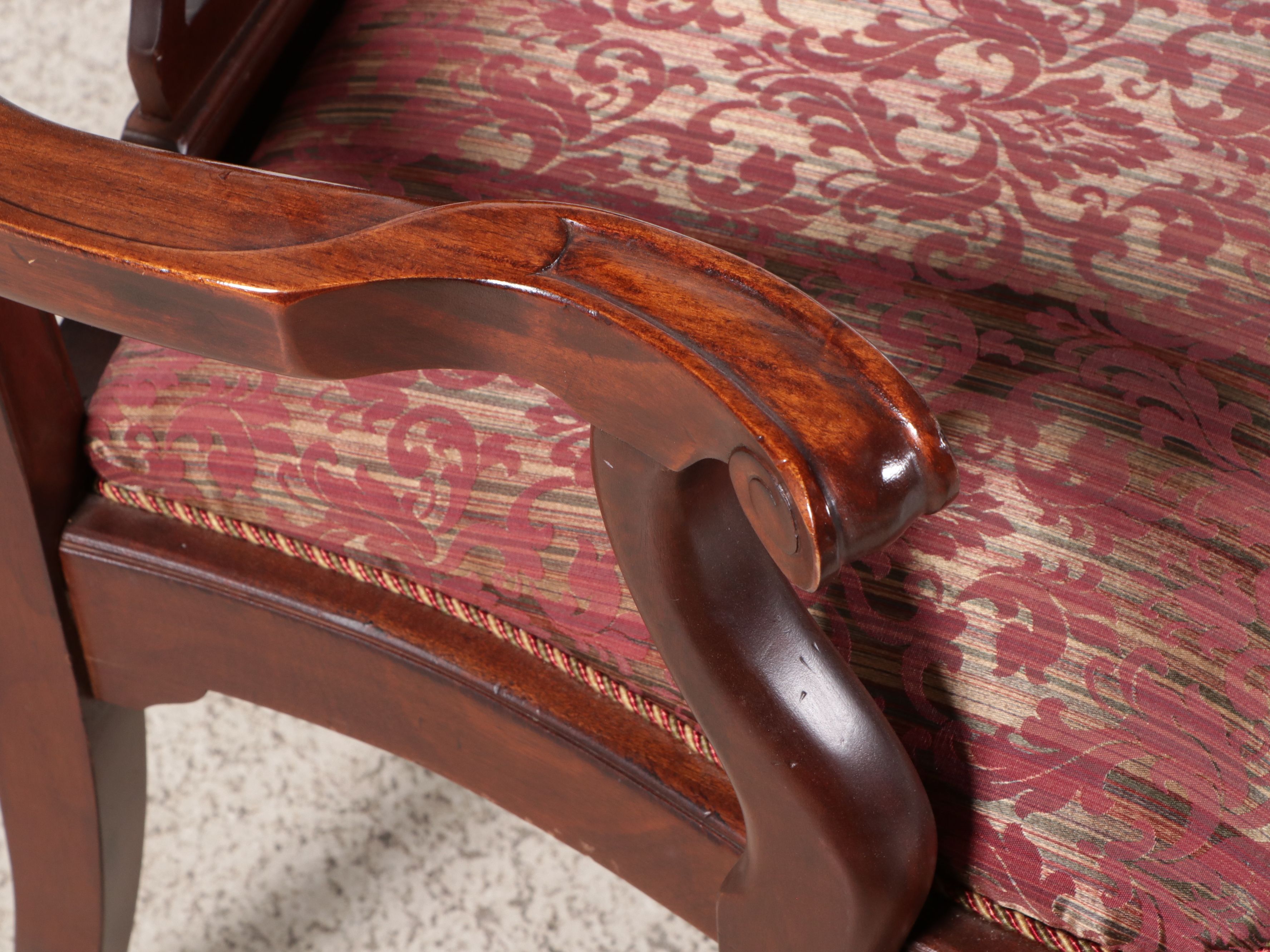 Chippendale Style Sting-Inlaid Mahogany Dining Table and Eight Chairs