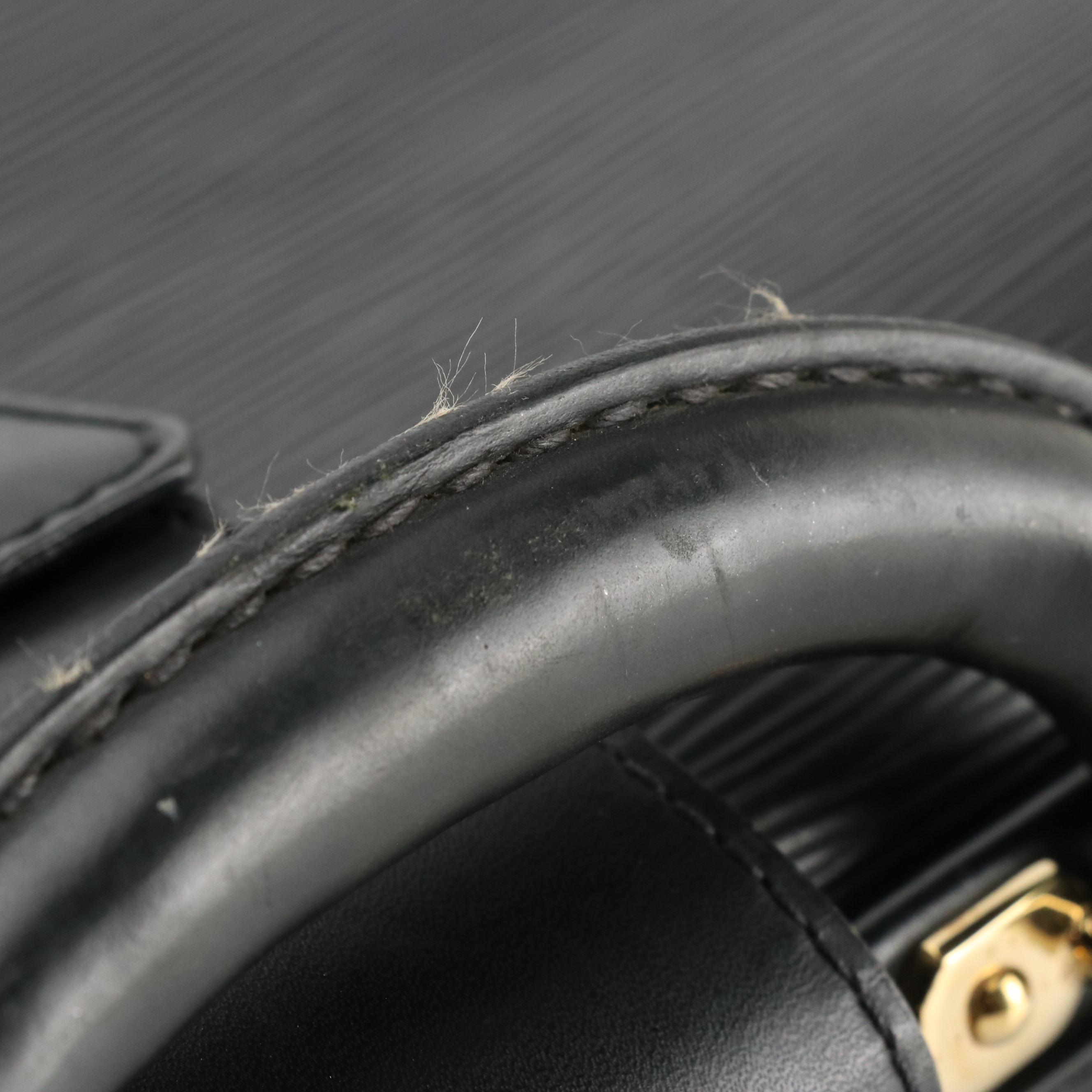 Louis Vuitton Serviette Fermoir Briefcase in Black Epi Leather