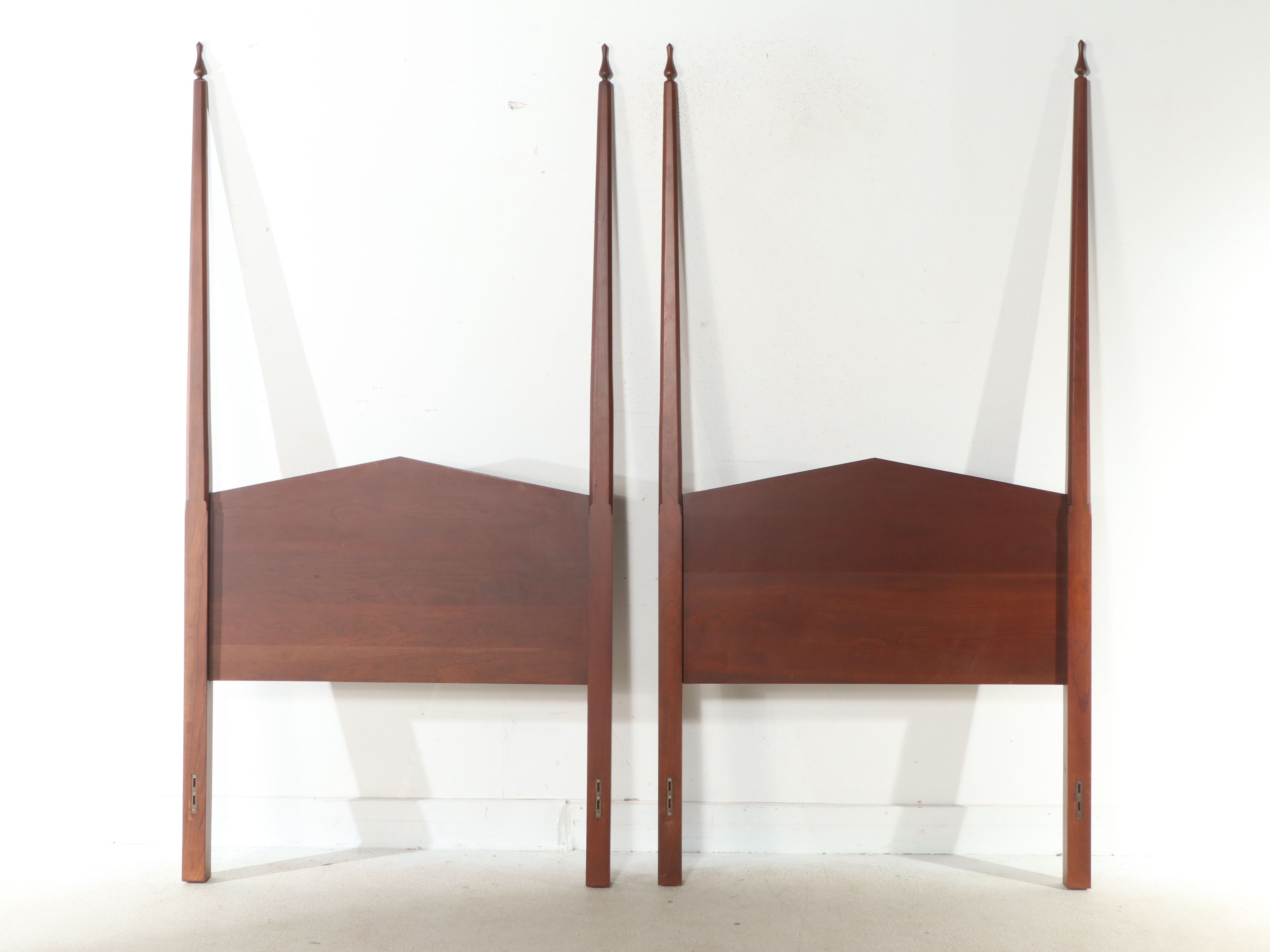 Pair of Thomas H. Kramer Federal Style Four-Poster Walnut Twin Bed Frames