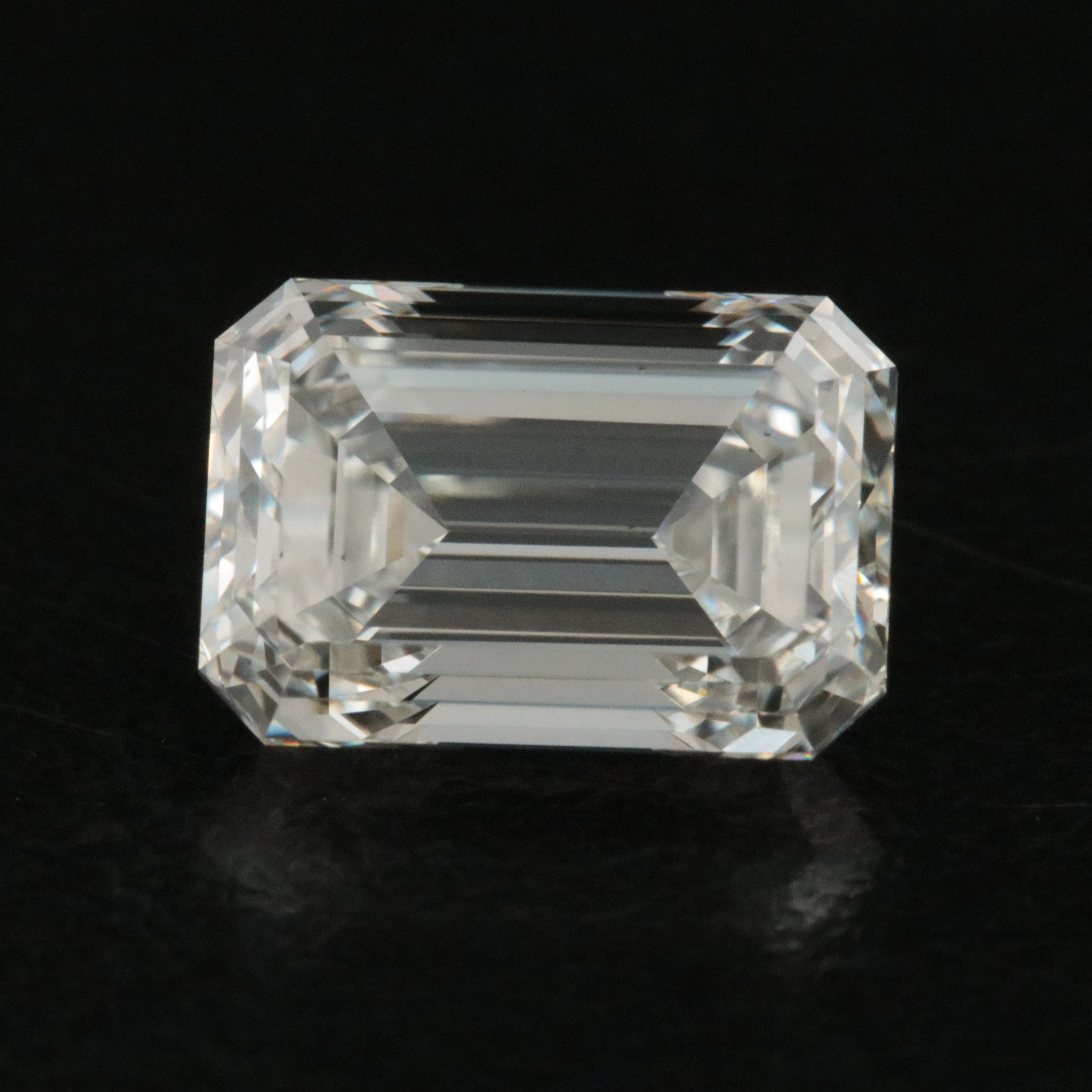 Loose 2.27 CT Lab Grown Diamond with IGI Report