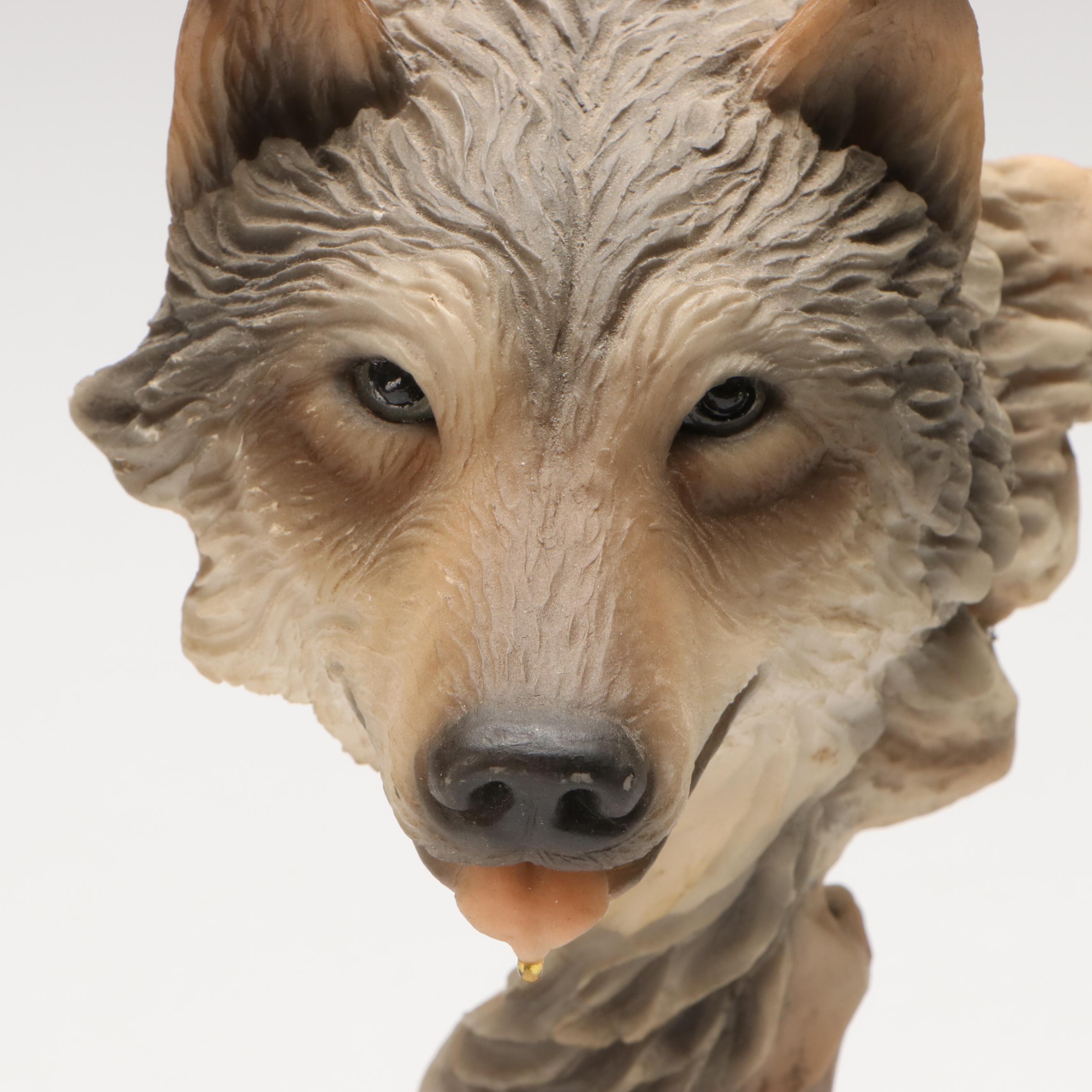 Mill Creek Studios "Before the Chase" Resin Wolf Head Portrait