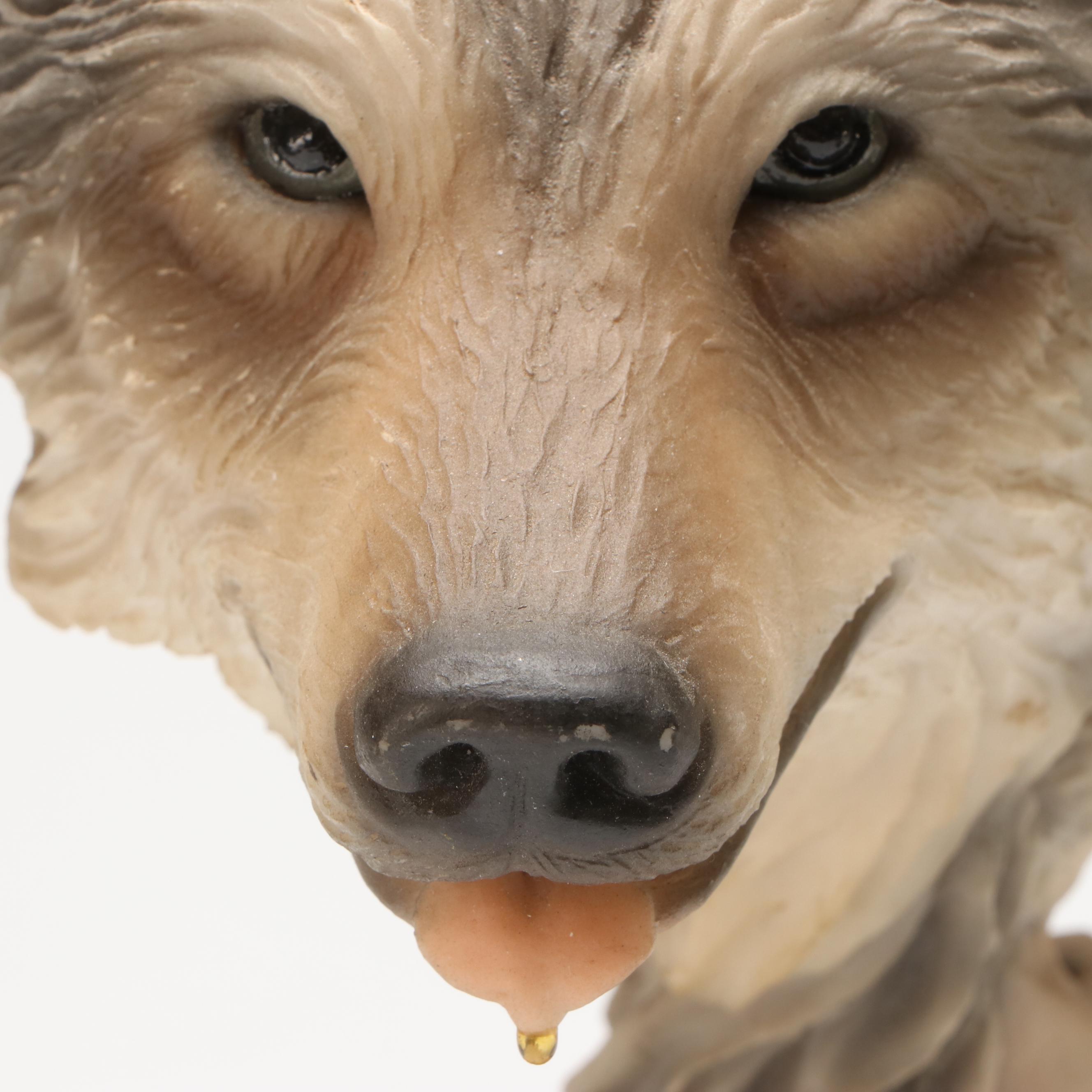 Mill Creek Studios "Before the Chase" Resin Wolf Head Portrait