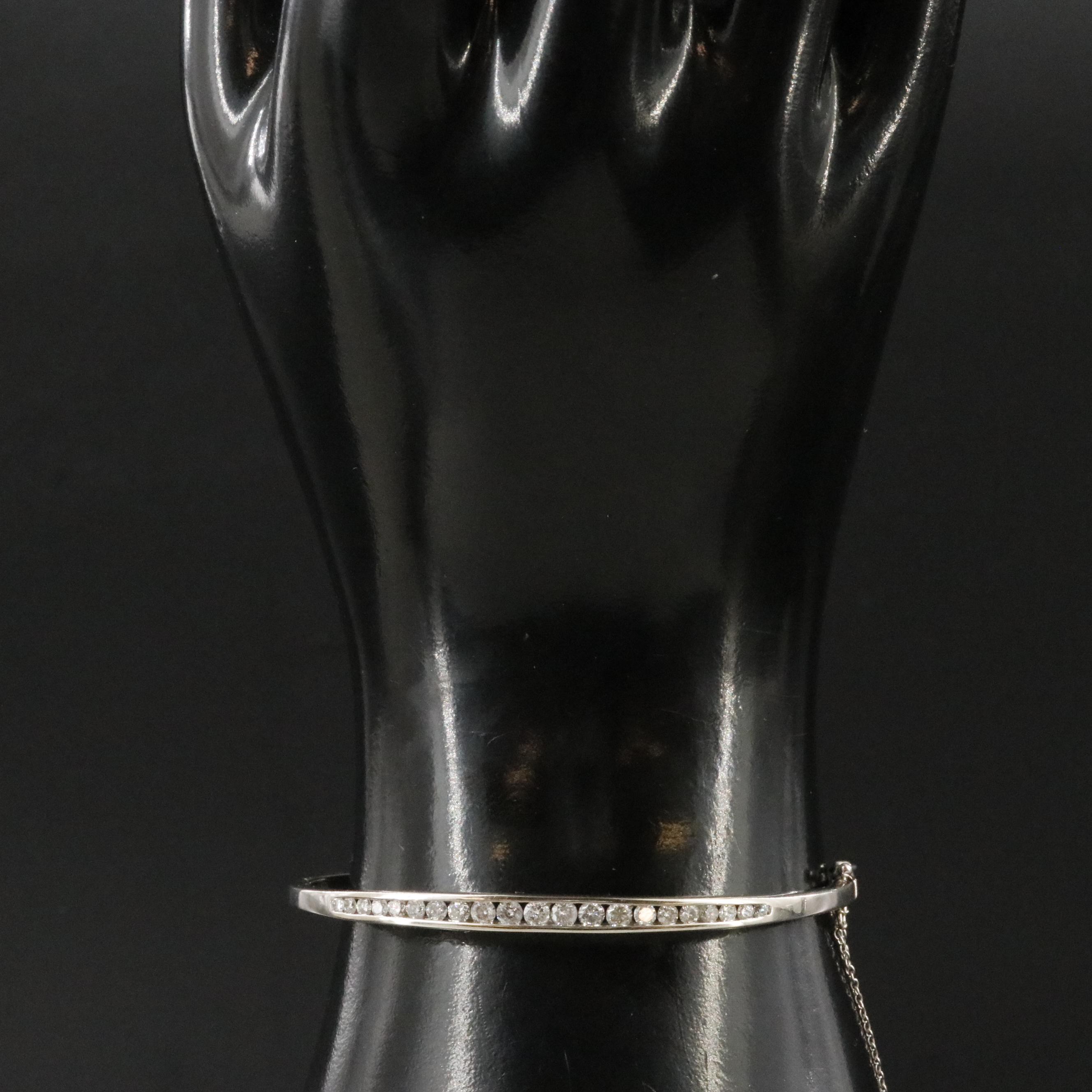 10K 1.00 CTW Diamond Hinged Bracelet