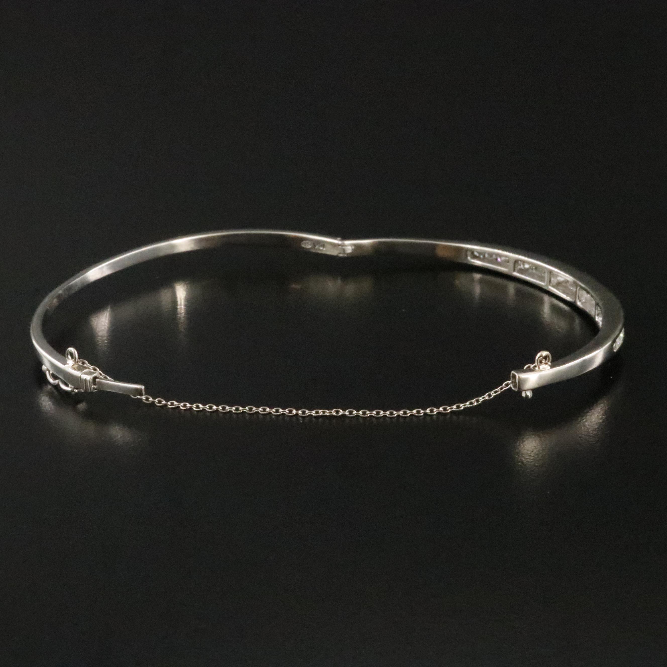 10K 1.00 CTW Diamond Hinged Bracelet
