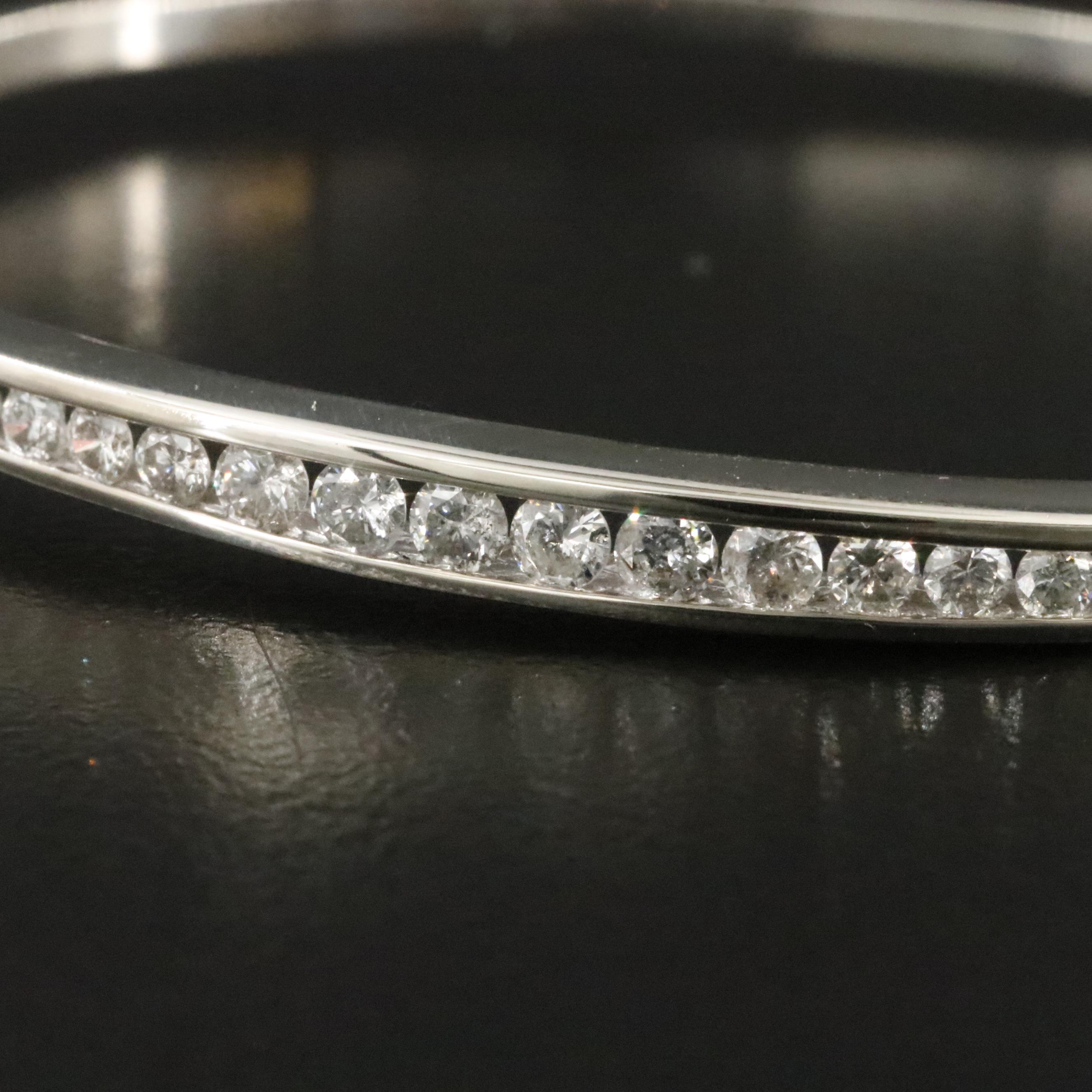 10K 1.00 CTW Diamond Hinged Bracelet