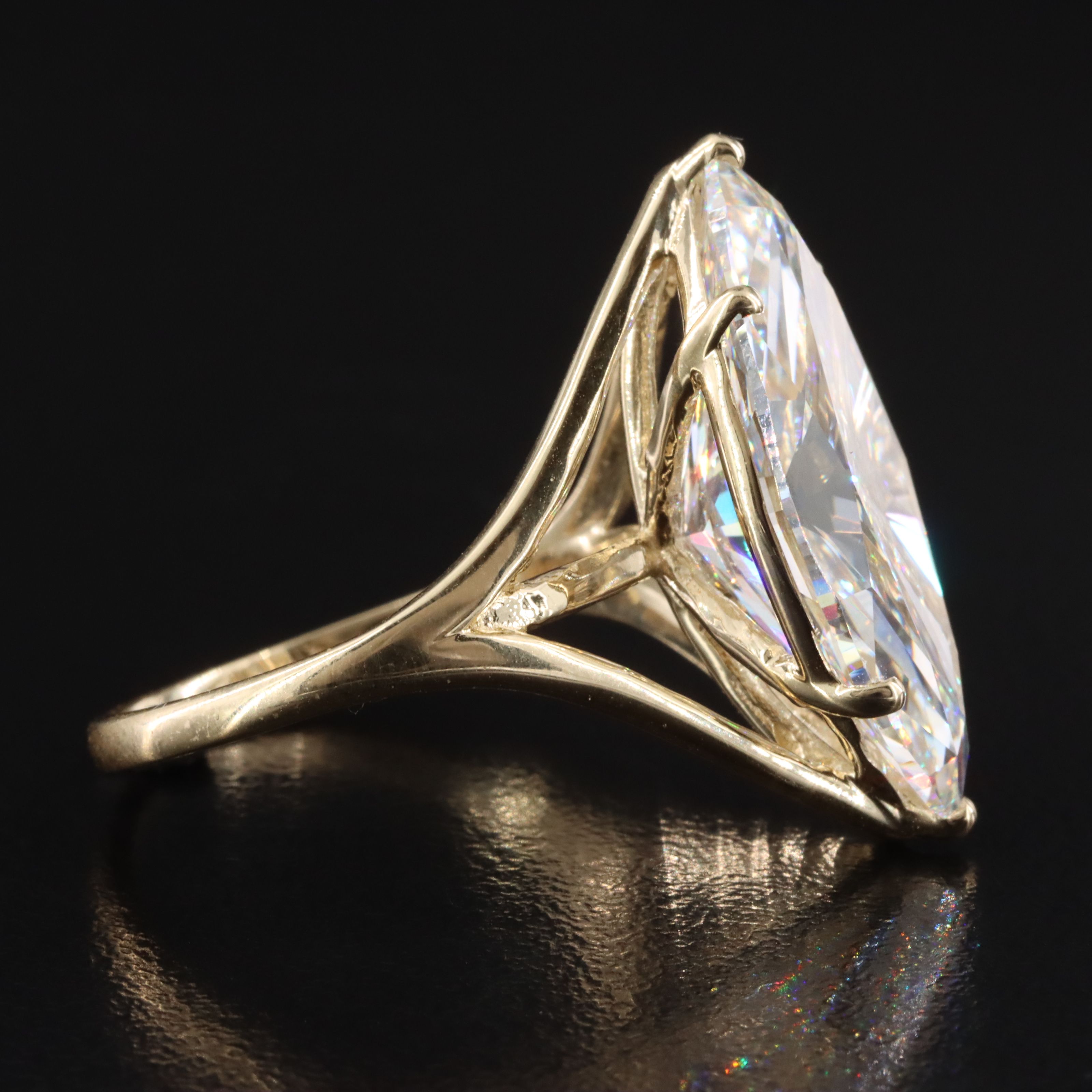 14K 10.09 CT Lab Grown Diamond Solitaire Ring with IGI Report