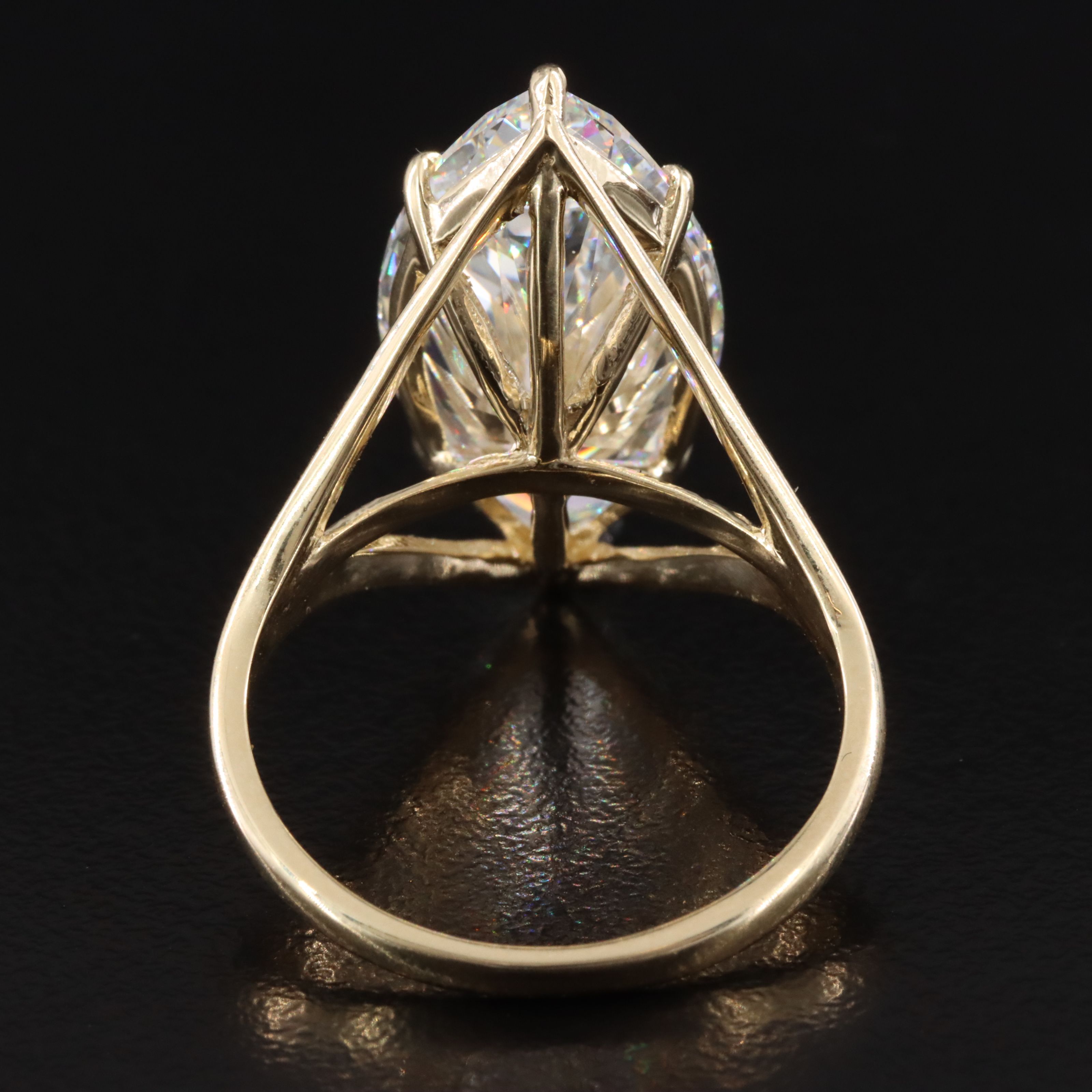 14K 10.09 CT Lab Grown Diamond Solitaire Ring with IGI Report