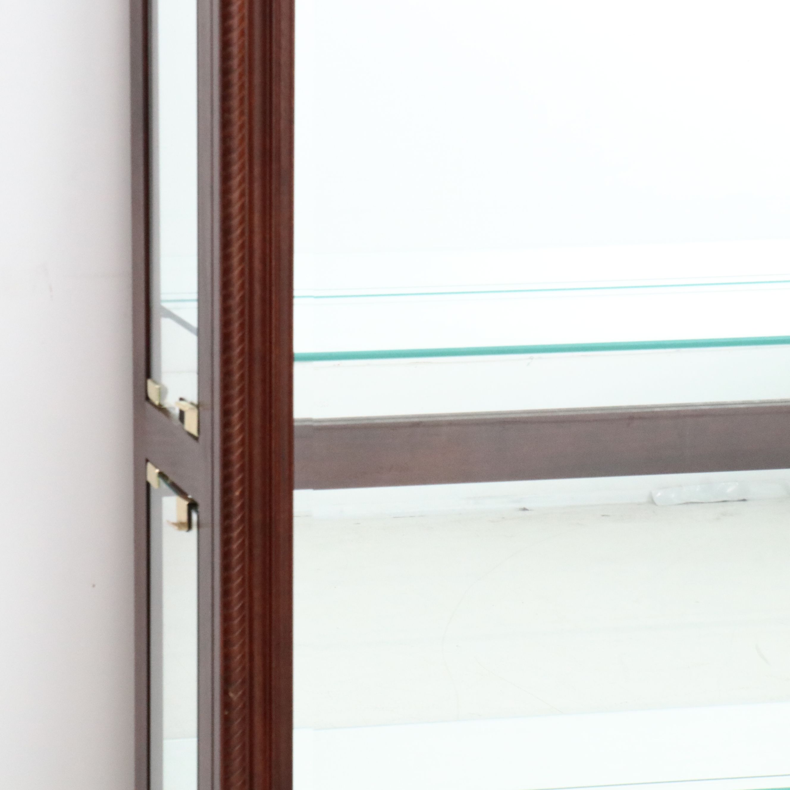 Pulaski Furniture Louis Philippe Style Mahogany Finish Glass Front  Cabinet