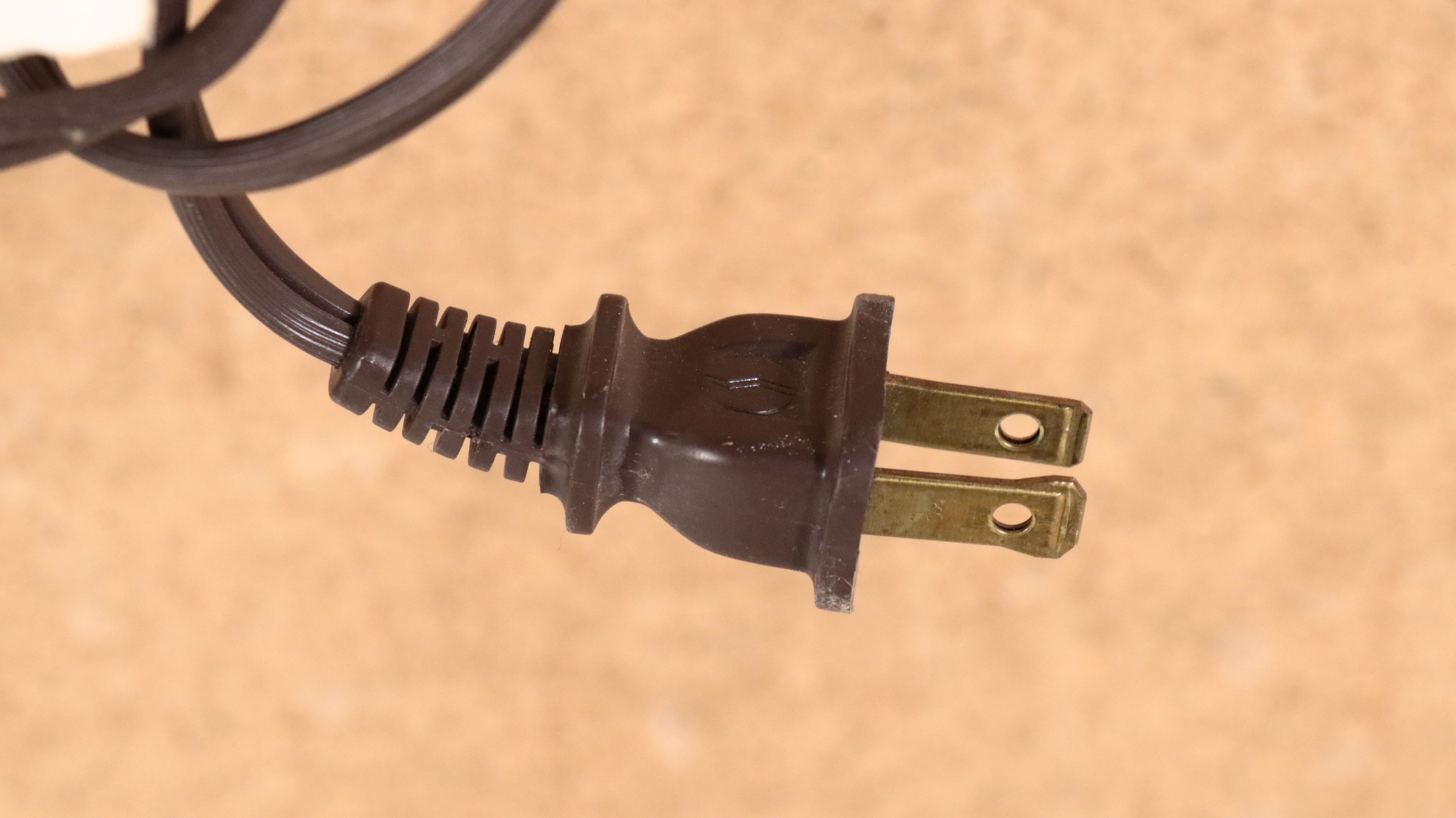 Pulaski Furniture Louis Philippe Style Mahogany Finish Glass Front  Cabinet