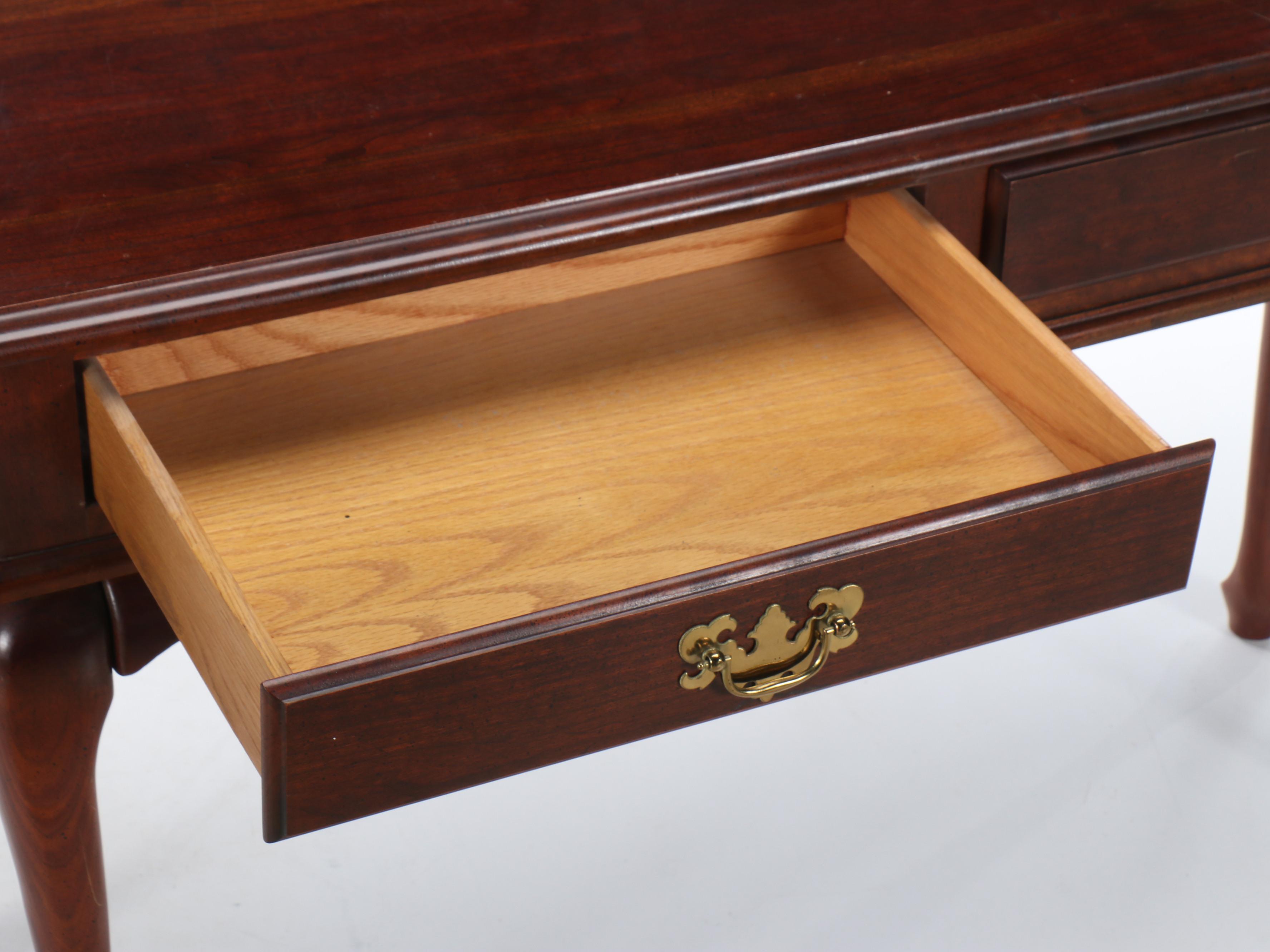 Queen Anne Style Console Table, Late 20th Century