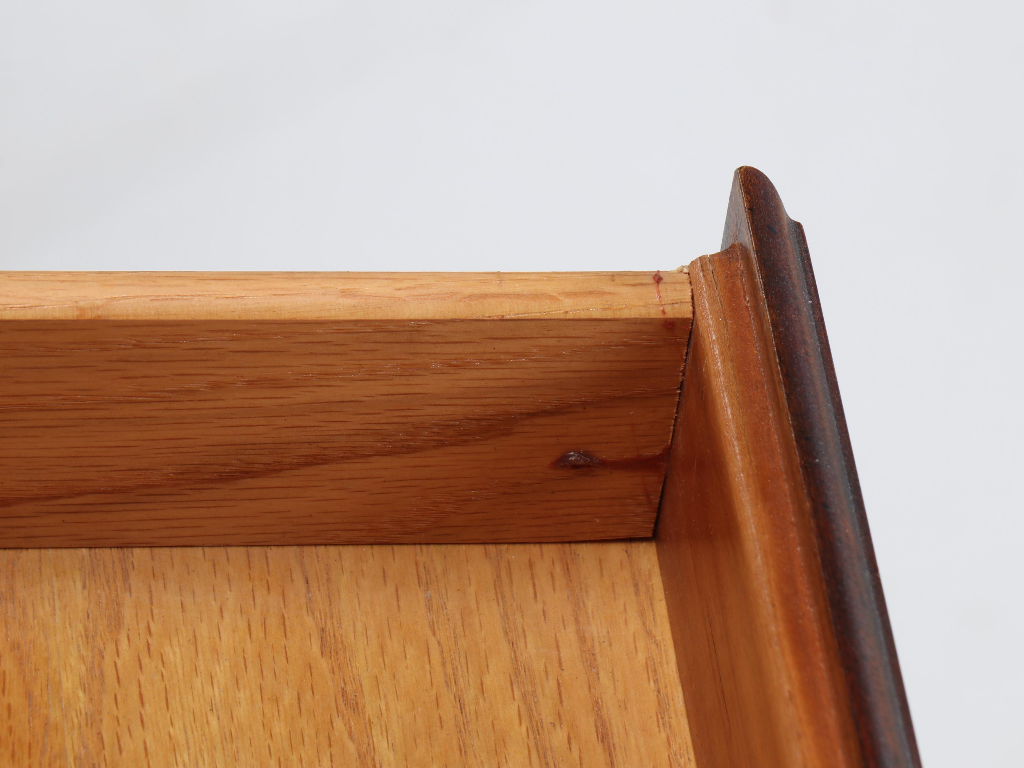 Queen Anne Style Console Table, Late 20th Century